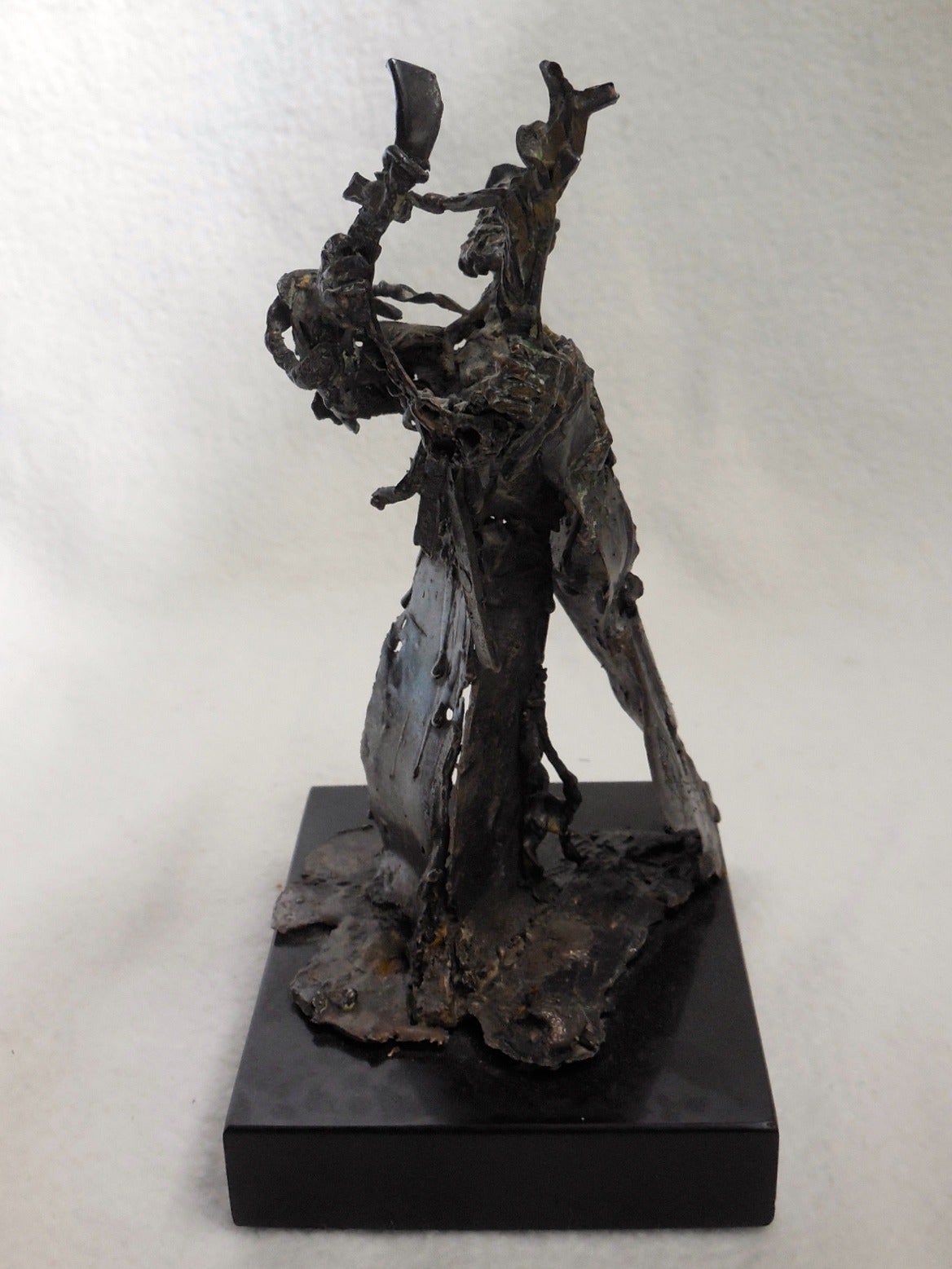 KIng David with Harp - Silver Figurative Sculpture by Hana Geber