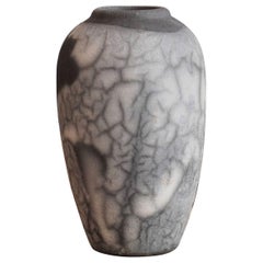 Hana L Mini Jarrón de Cerámica Raku, Raku Ahumado, Hecho a Mano Decoración para el Hogar Regalo