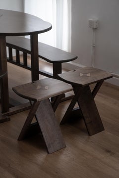 Hanabishi Hocker, gebeiztes Birkenholz von Mun Hau Production