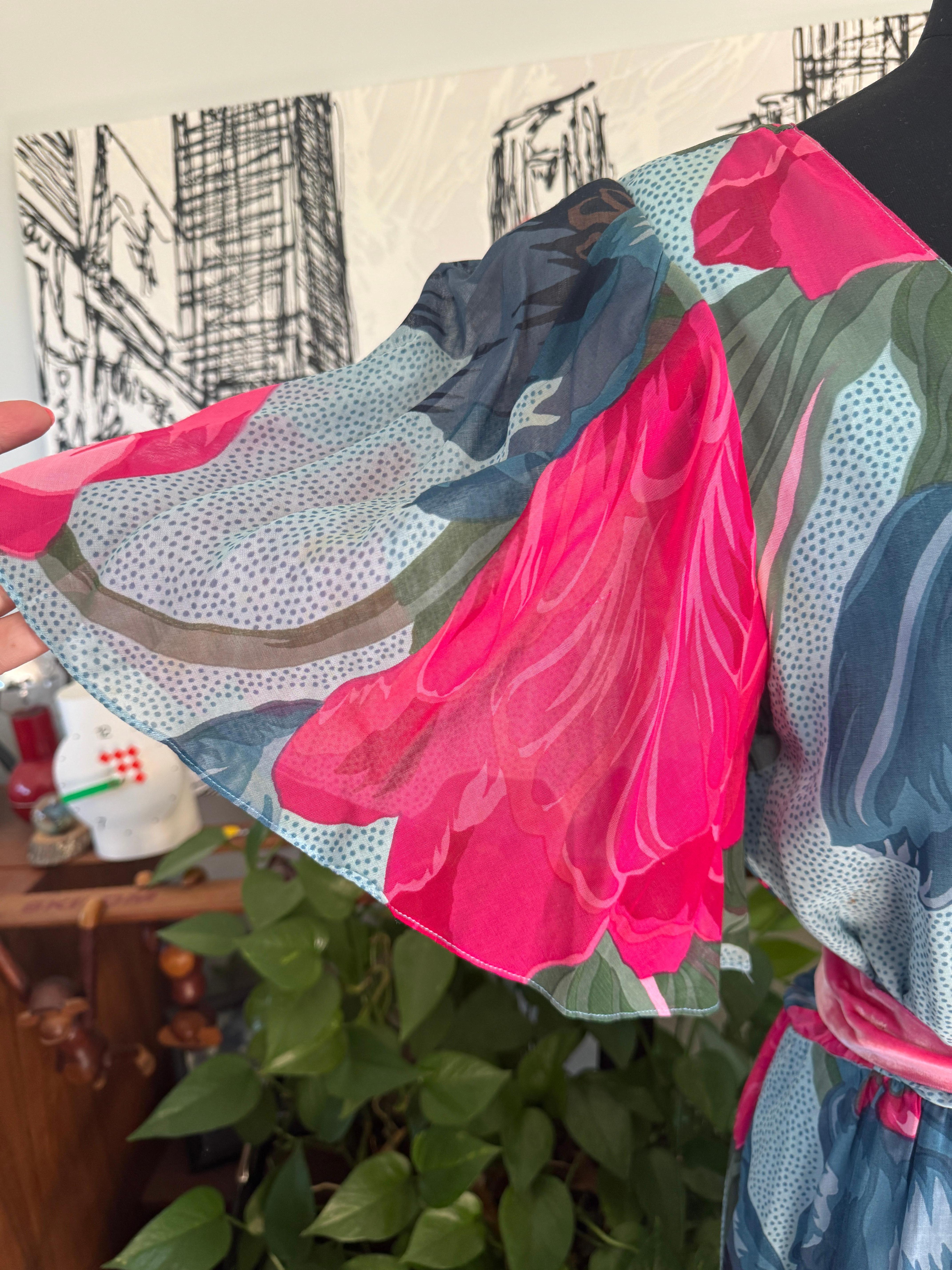 Hanae Mori ROSSO e blu con stampa floreale  Abito anni '80 Vintage in vendita 4