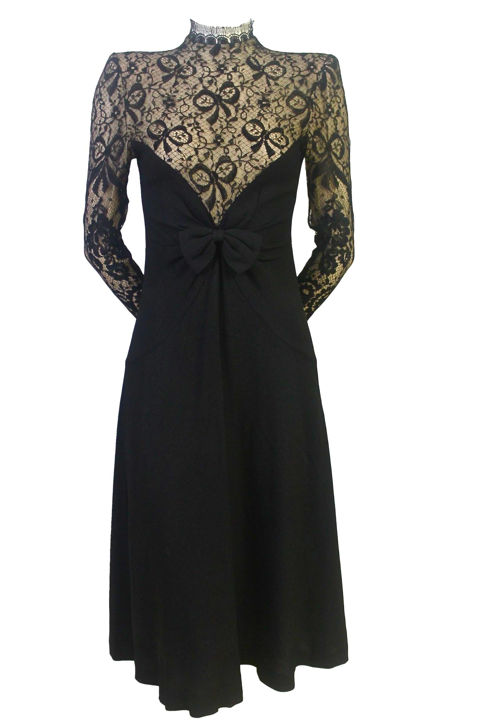 Hanae Mori Wool Crepe and Lace Fitted Dress 7