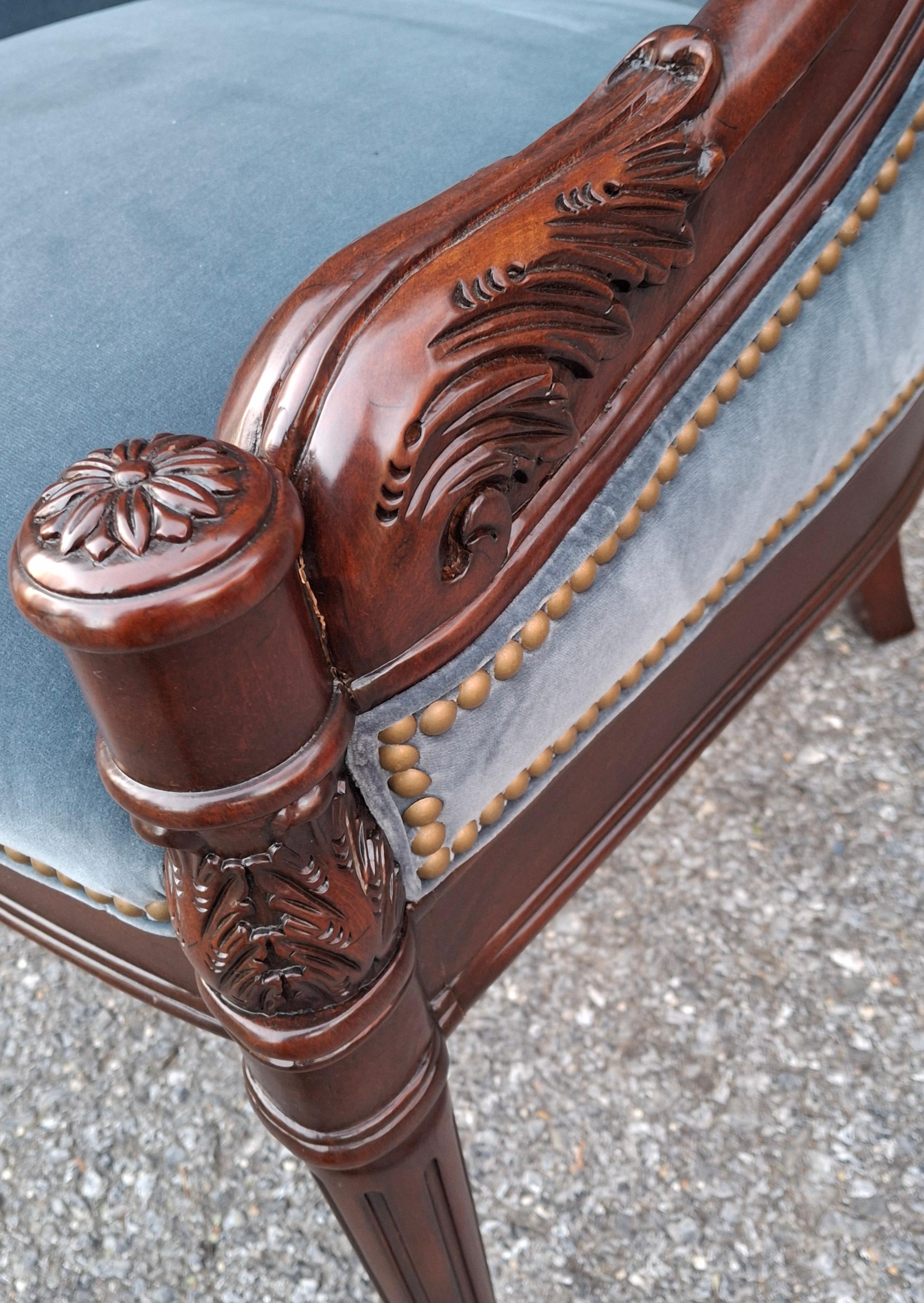 Hancock & Moore Georgian Style Mahagoni und blauer Samt gepolstert Stuhl im Angebot 1