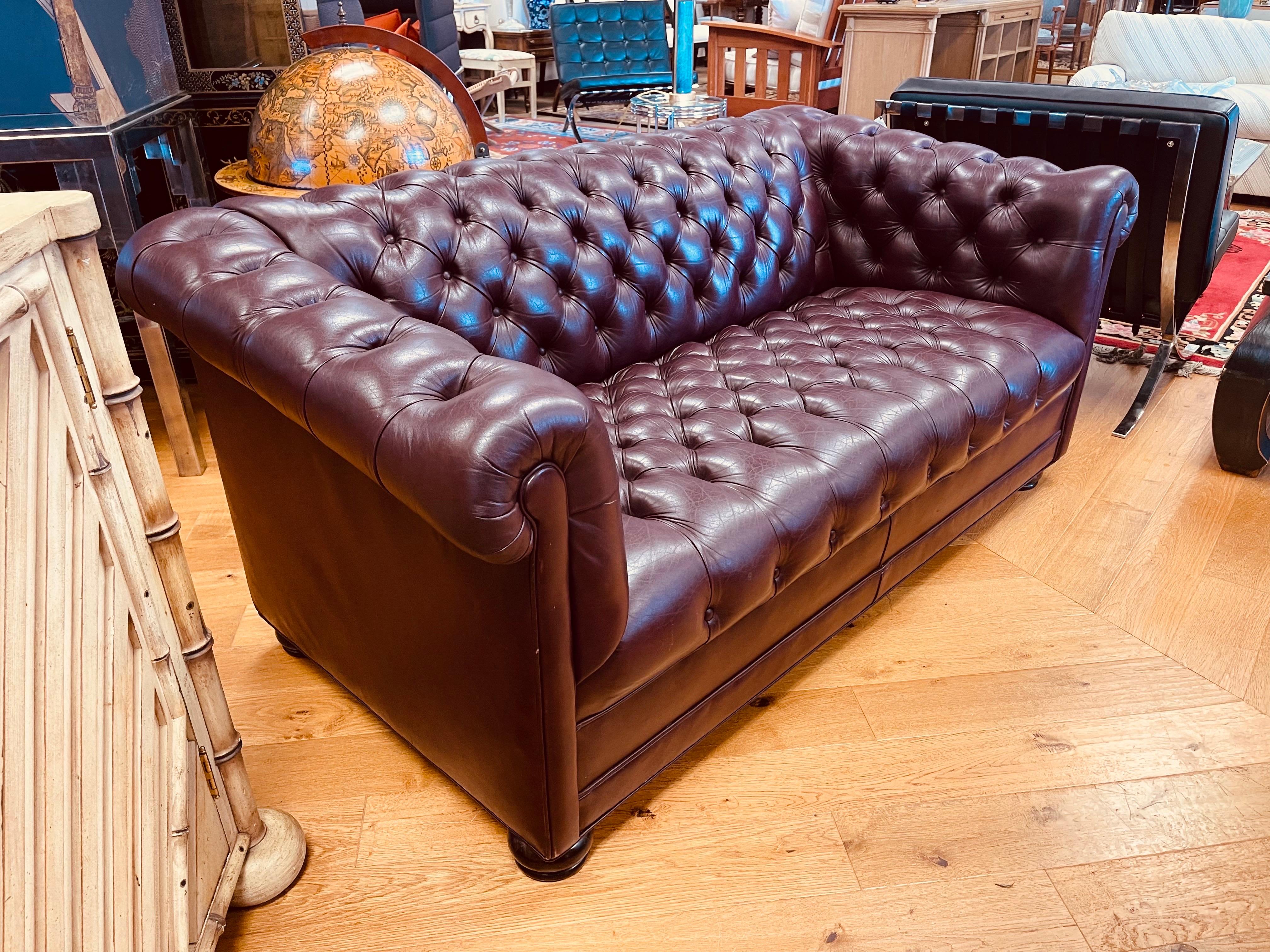 Hancock & Moore Signed Burgundy Oxblood Tufted Chesterfield Loveseat Sofa 5