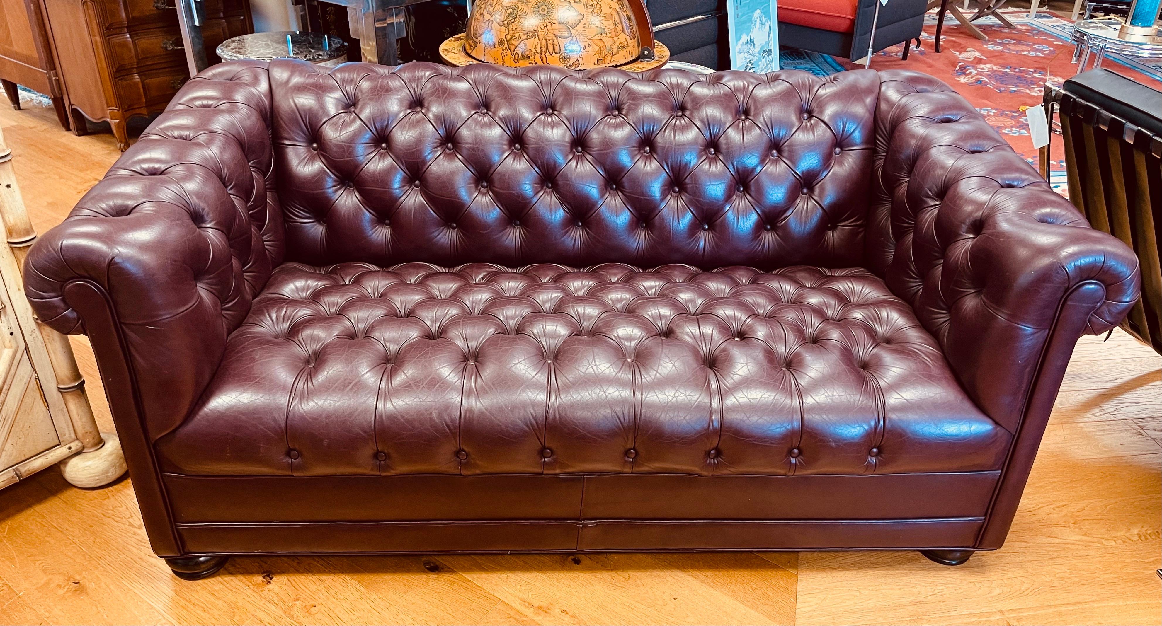 American Hancock & Moore Signed Burgundy Oxblood Tufted Chesterfield Loveseat Sofa