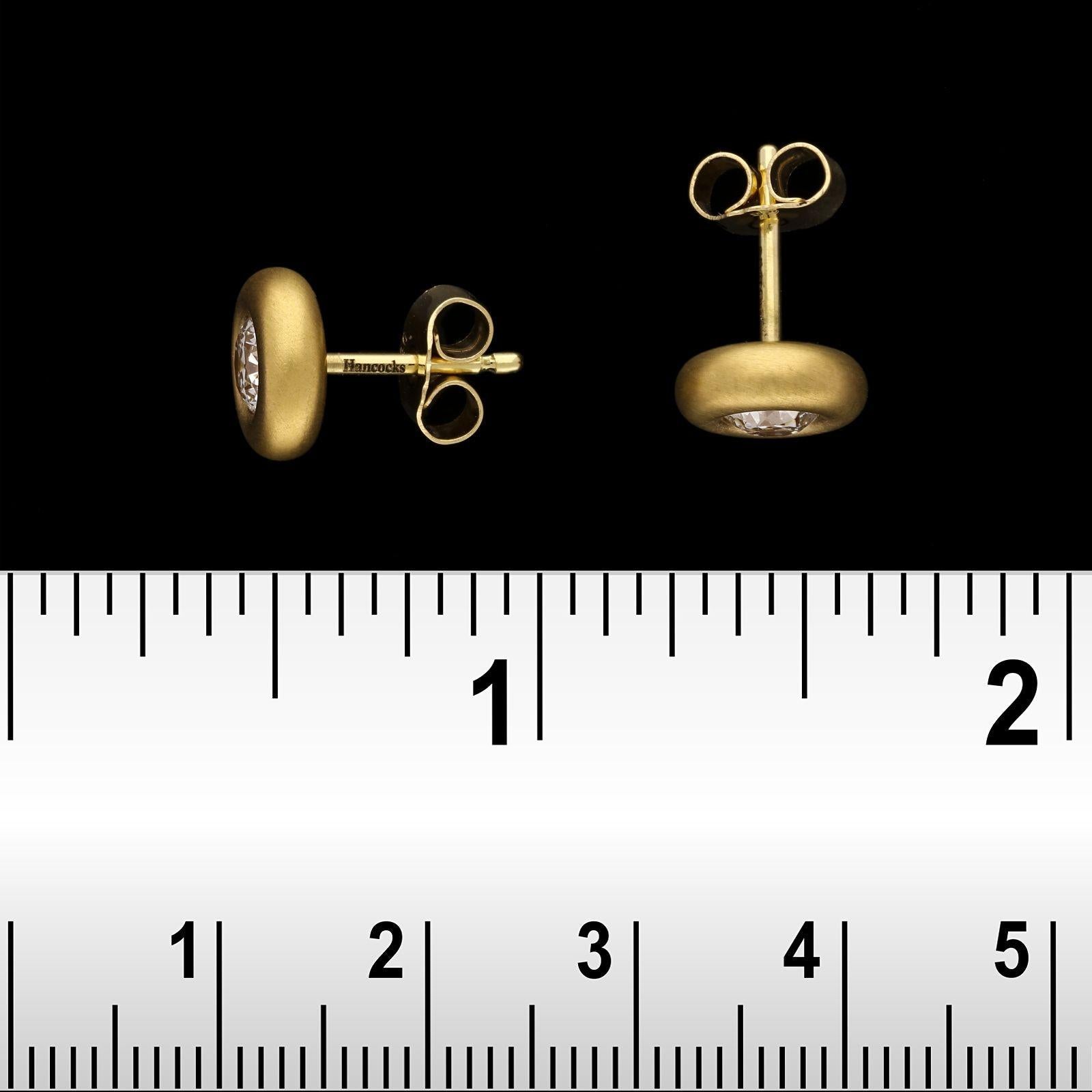 22ct gold earring