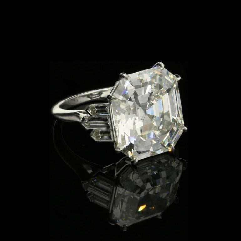 Contemporary Hancocks GIA Certified 13.70 Carat Vintage Emerald Cut Diamond Ring