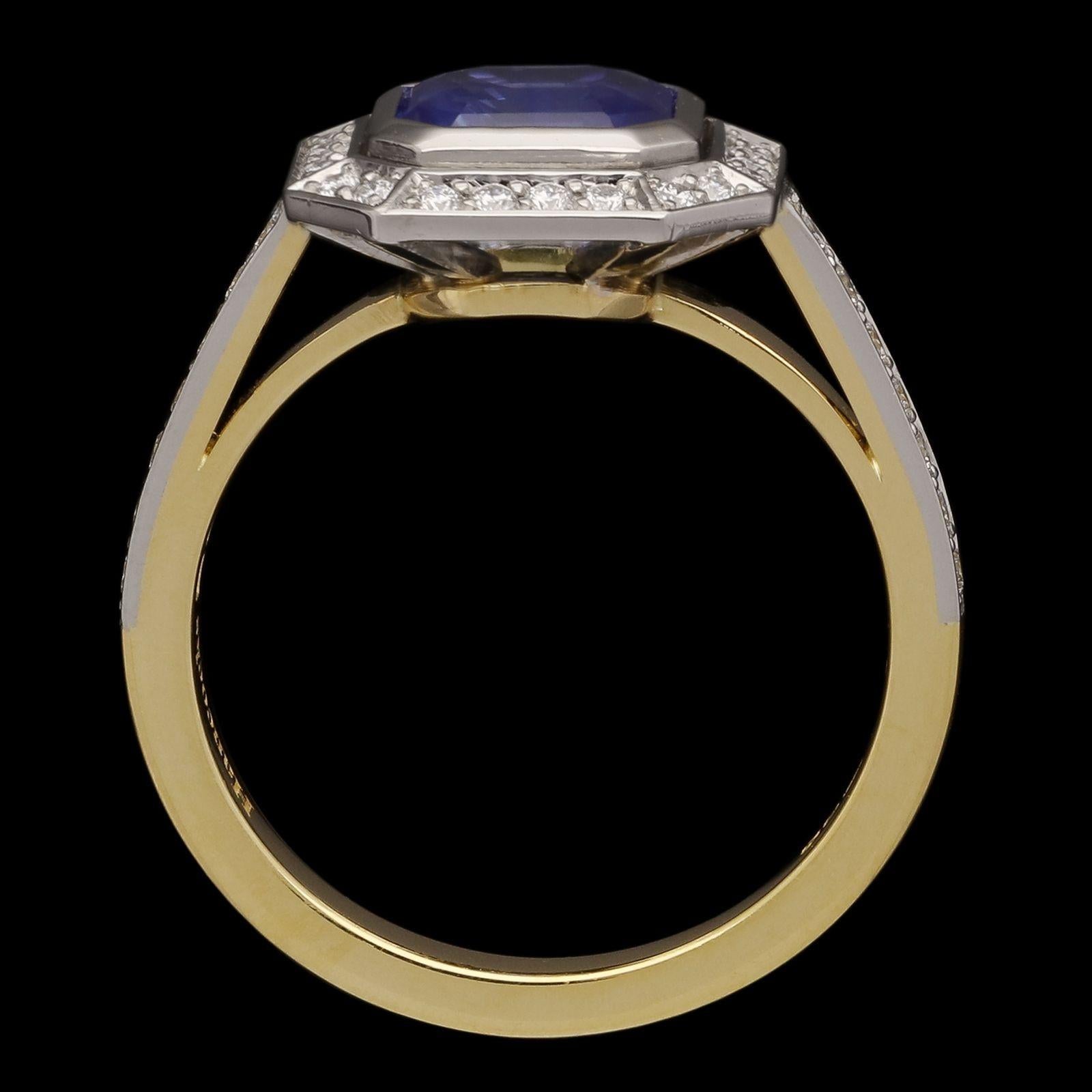 Hancocks 1,59ct Achteckiger Saphir und Diamant Cluster Ring Contemporary im Zustand „Neu“ im Angebot in London, GB