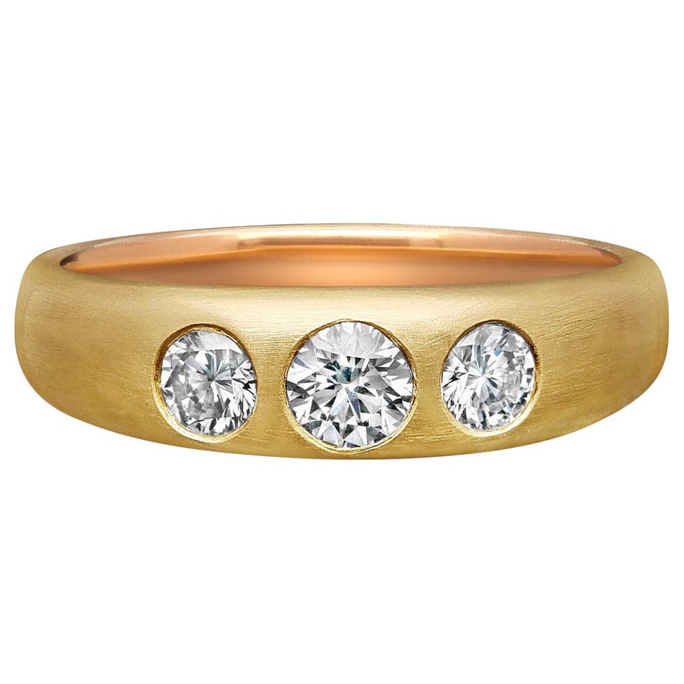 Hancocks 18 Carat Gold and Round Brilliant Diamond GypsySet Three