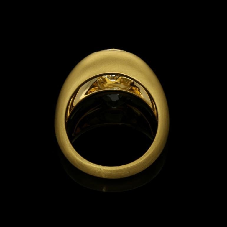 Hancocks 22 Carat Satin-Finish Gold Gypsy-Set with 2.64 Carat Diamond Ring In New Condition In London, GB