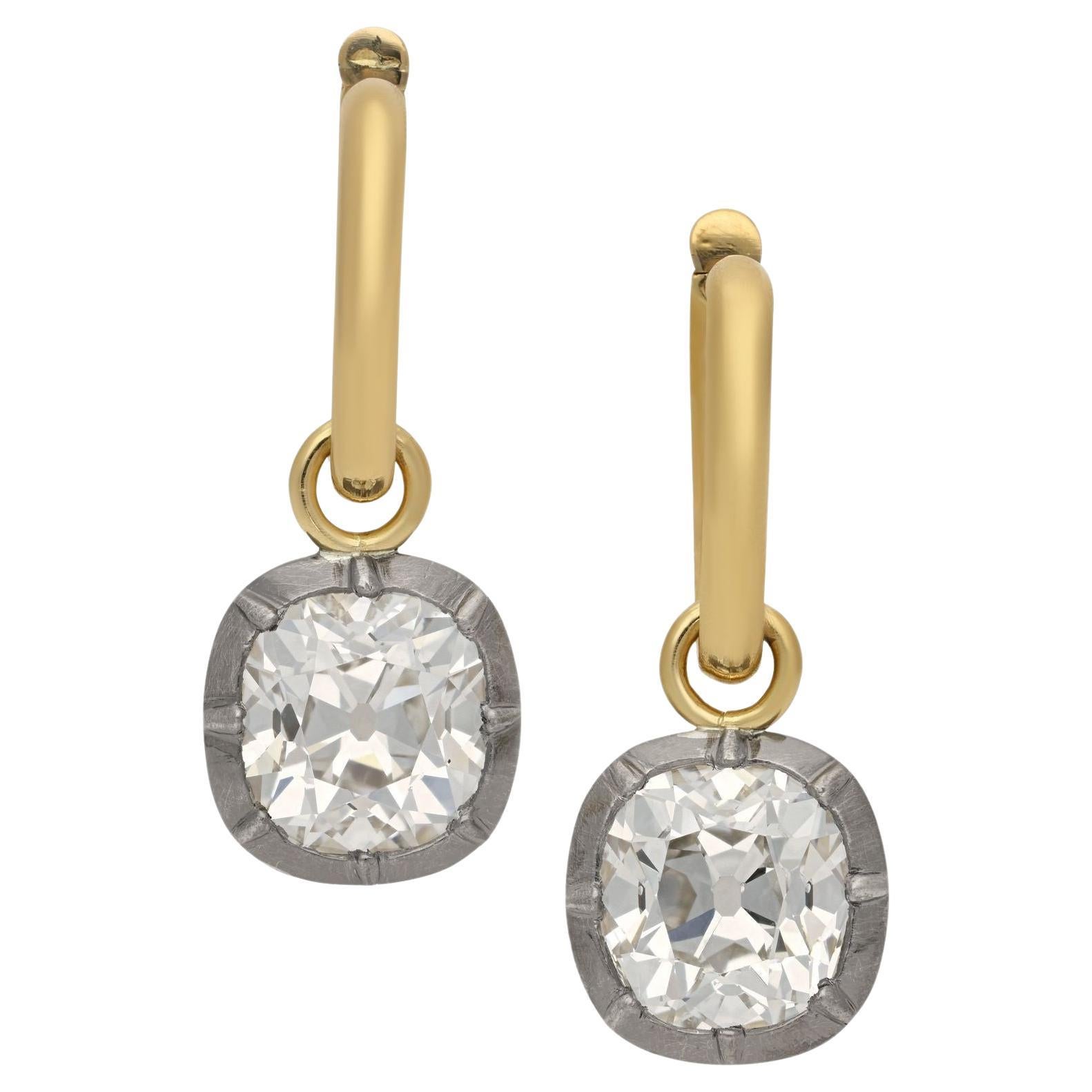 Hancocks Boucles d
oreilles en diamant taille coussin Old Mine 4.16ct Georgian Revival en vente