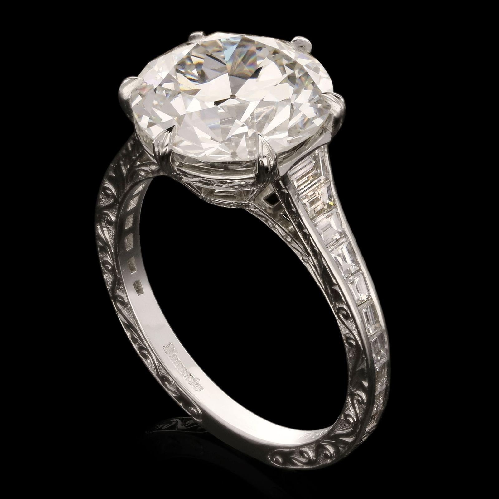 Hancocks 4.23ct Old European Brilliant Cut Diamond Ring in Platinum Contemporary (Bague en platine à taille de diamant) Neuf - En vente à London, GB