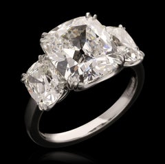 Hancocks 7.06ct Three Stone Old Mine Brilliant Cut Diamond Ring Contemporary