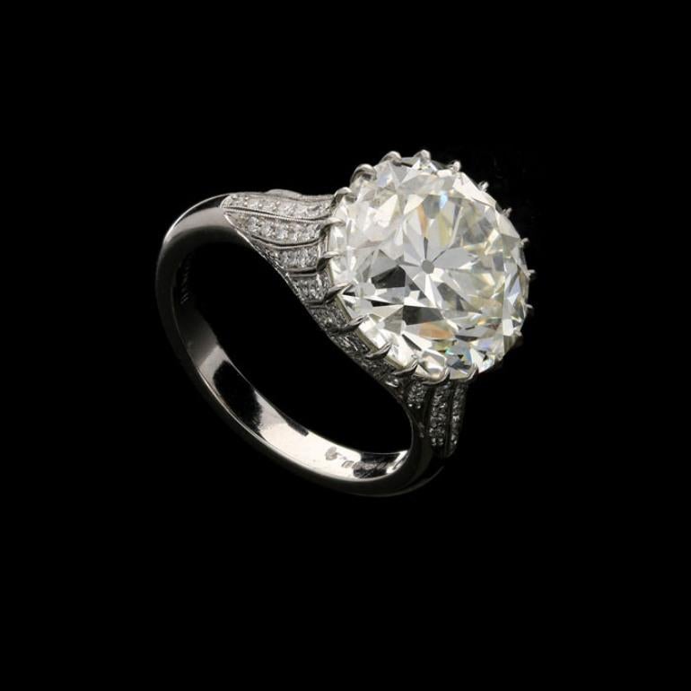 Hancocks 8.03 Carat Old European Brilliant Cut Diamond Ring In New Condition In London, GB
