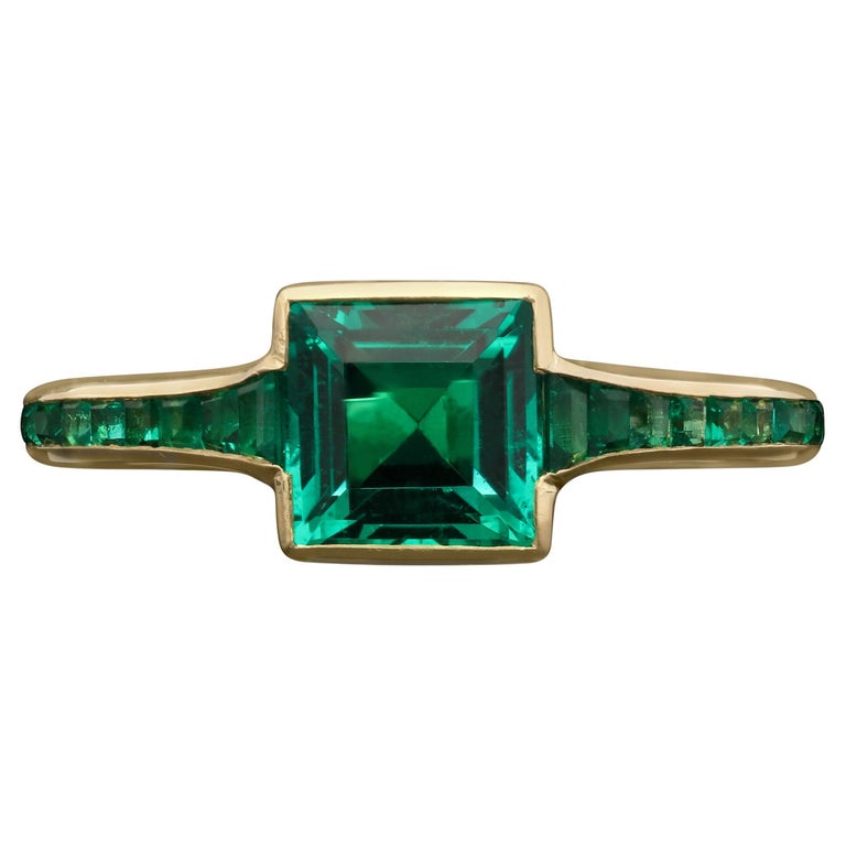 Hancocks Contemporary 1.10ct Colombian No Oil Emerald and 18ct Gold Ring at  1stDibs