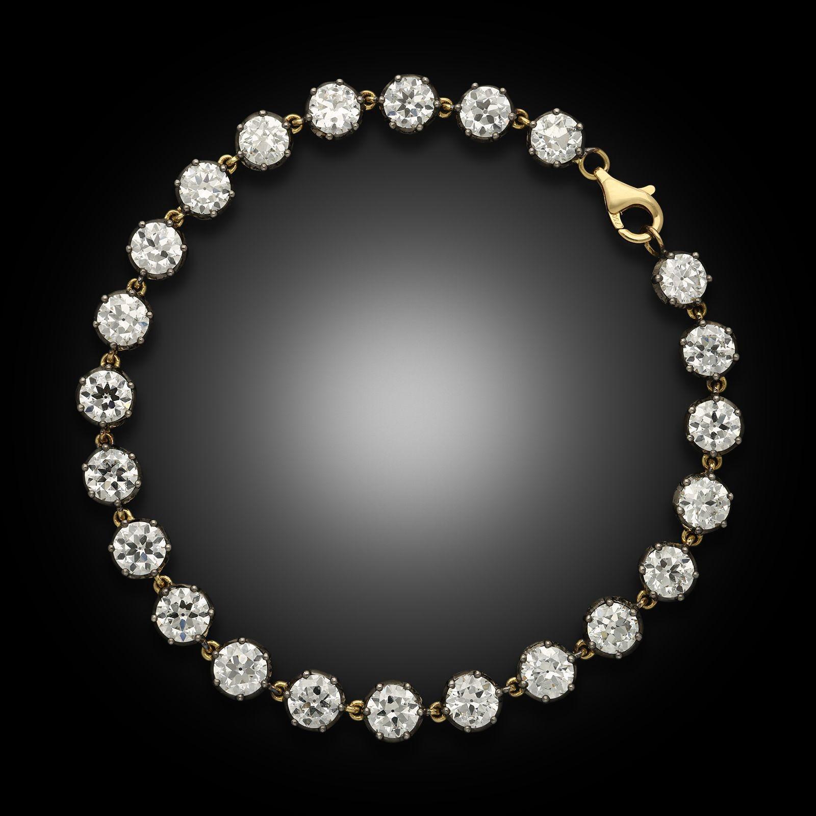 Hancocks Contemporary 11.81ct Georgian Revive Diamond Line Bracelet Unisexe en vente