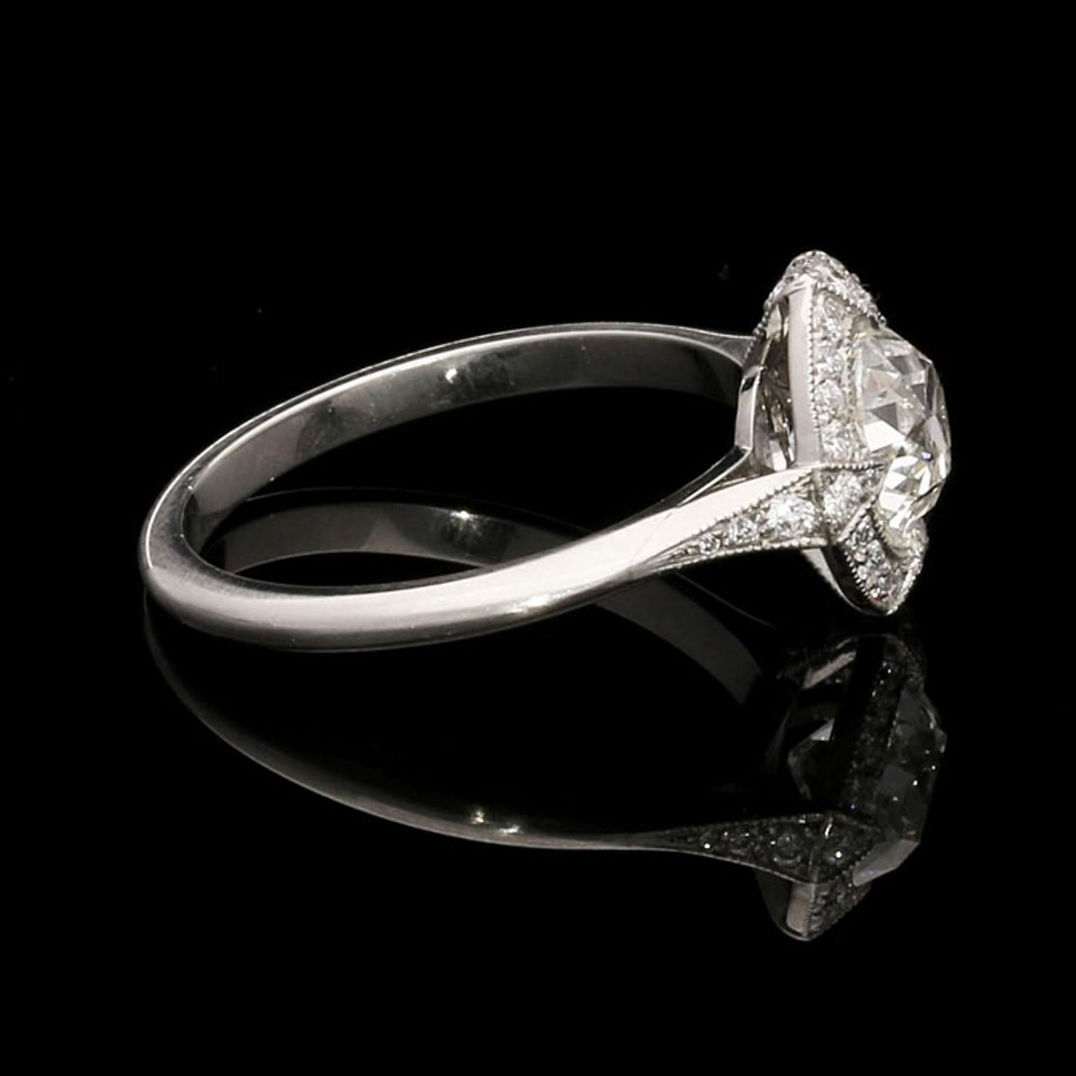 Hancocks GIA Certified 1.15 Carat Old European Cut Diamond Cluster Ring In New Condition For Sale In London, GB