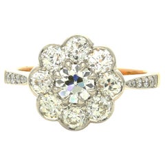 Hancocks Antiguo Anillo Europeo de Diamantes de Corte Brillante en Racimo Platino y Oro Rosa