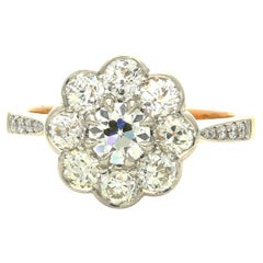 Hancocks: Platin- und Roségold-Cluster-Ring mit Diamant im alteuropäischen Brillantschliff