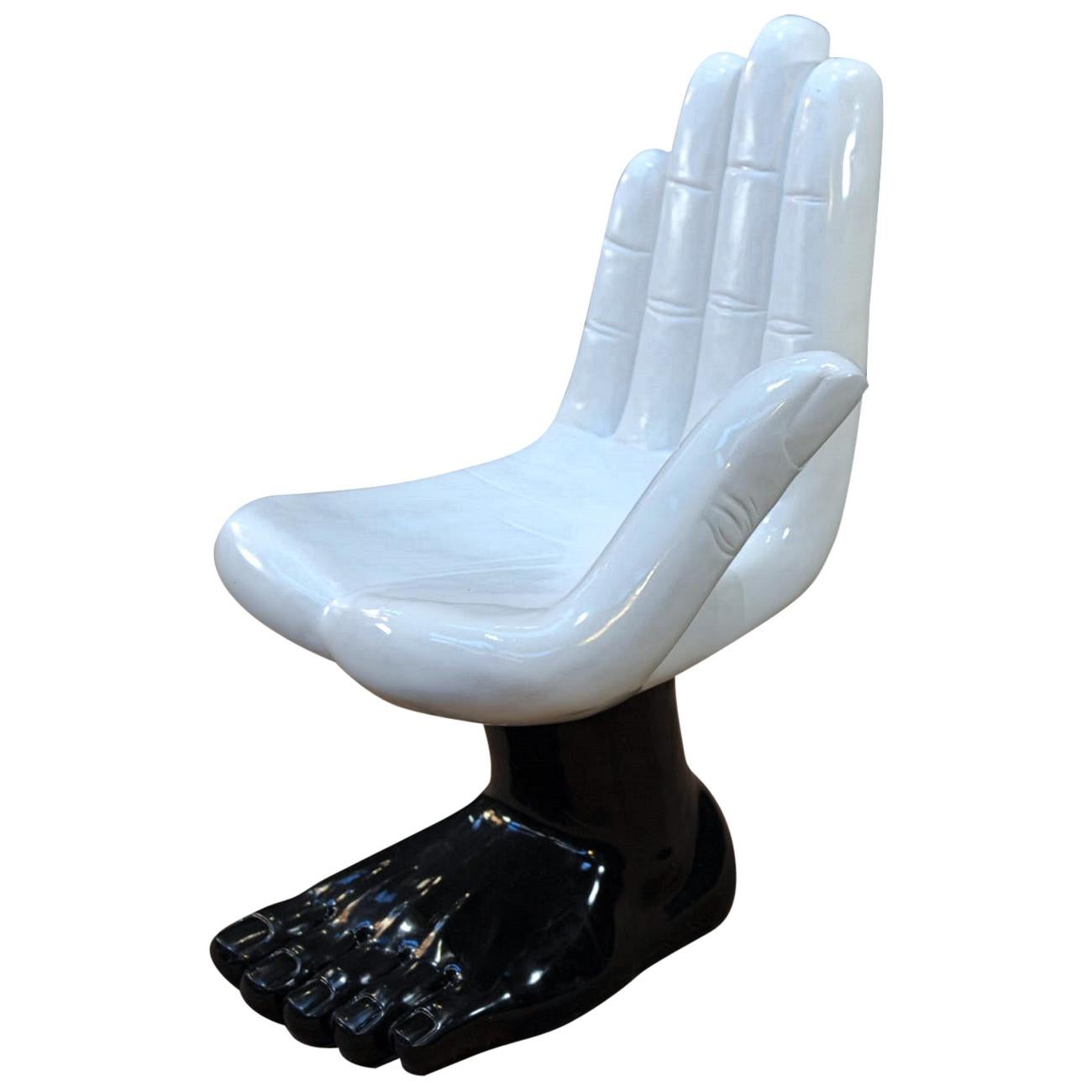 Fauteuil moderniste pivotant à la main et au pied, vers 1970