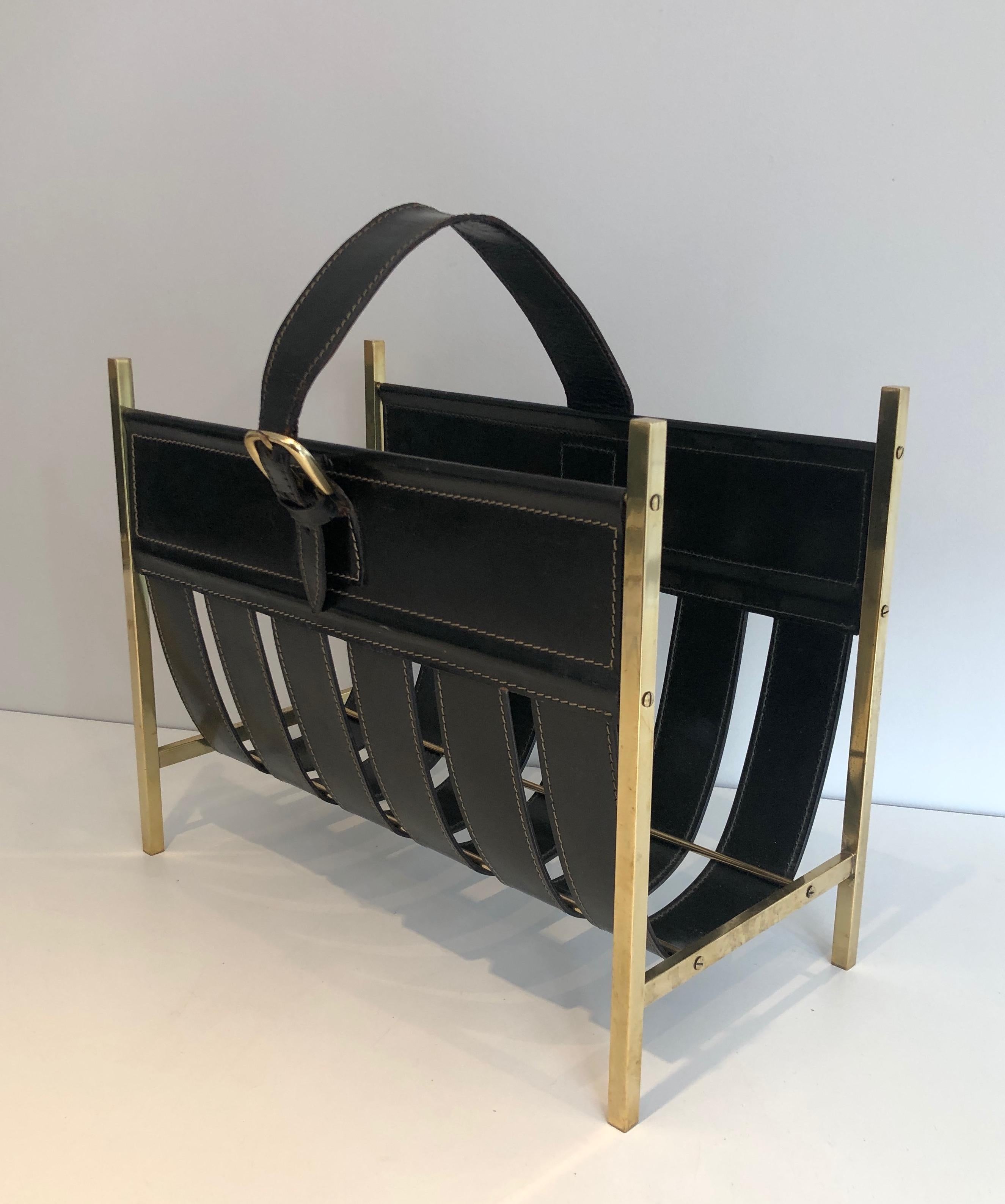 Hand-Bag Brass and Leather Magazine Rack by Jacques Adnet, circa 1940 For Sale 5