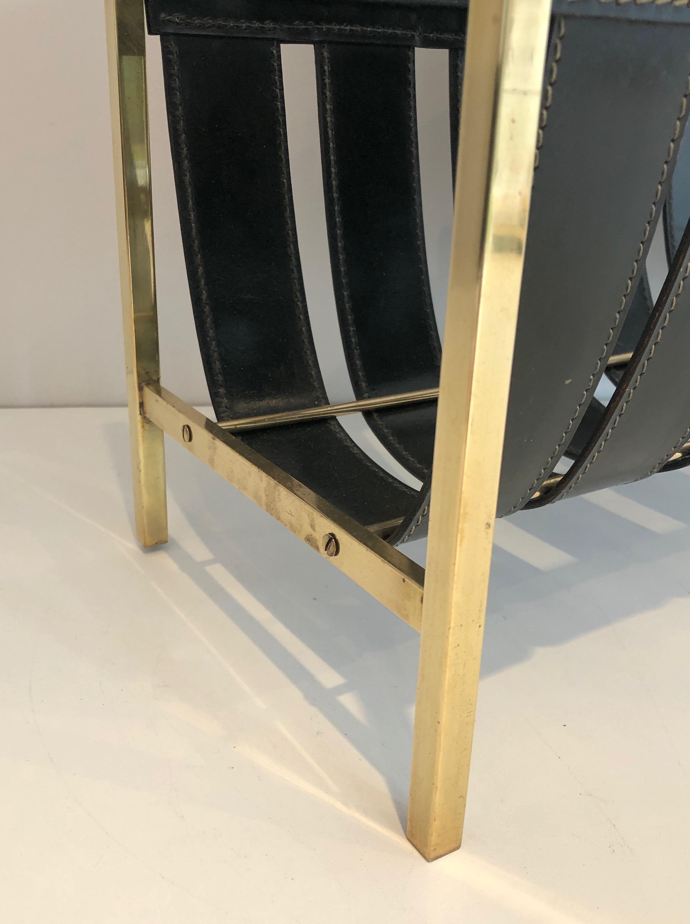 Hand-Bag Brass and Leather Magazine Rack by Jacques Adnet, circa 1940 For Sale 7