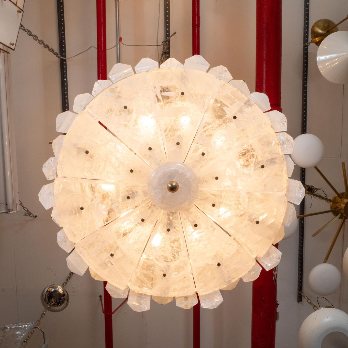 Lampadario in cristallo di rocca brasiliano smussato a mano di Marcelo Bessa in vendita 3