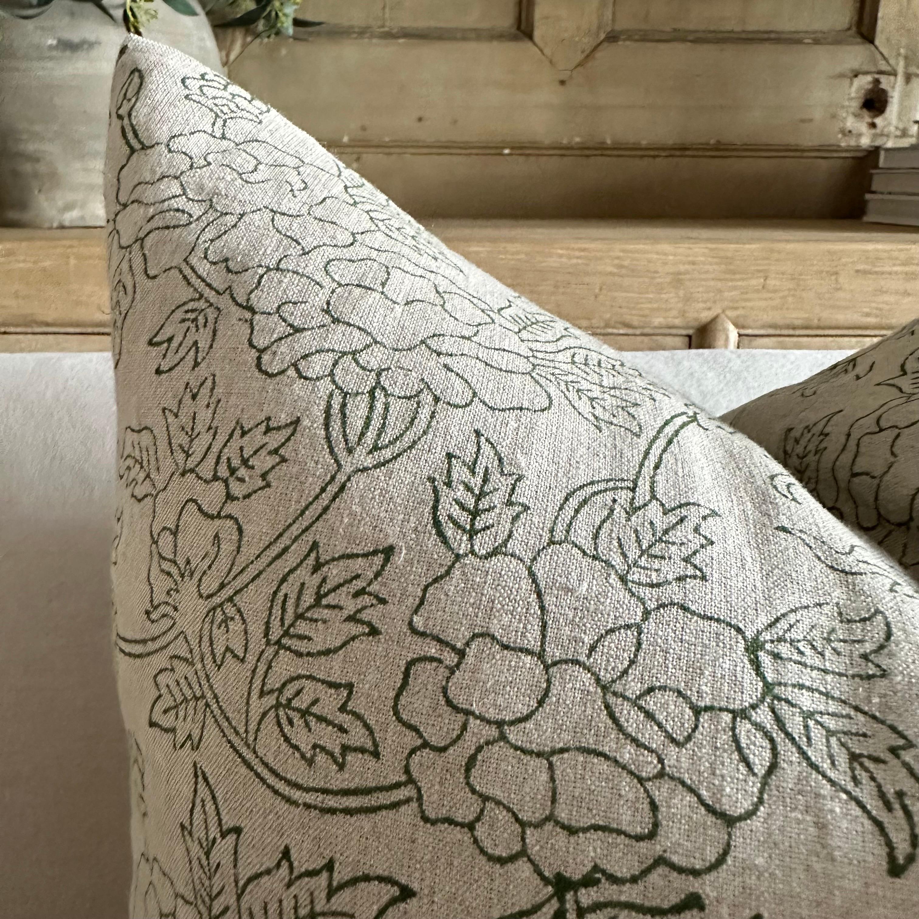 Hand Block Printed Linen Pillow in Natural and Forest  In New Condition For Sale In Brea, CA