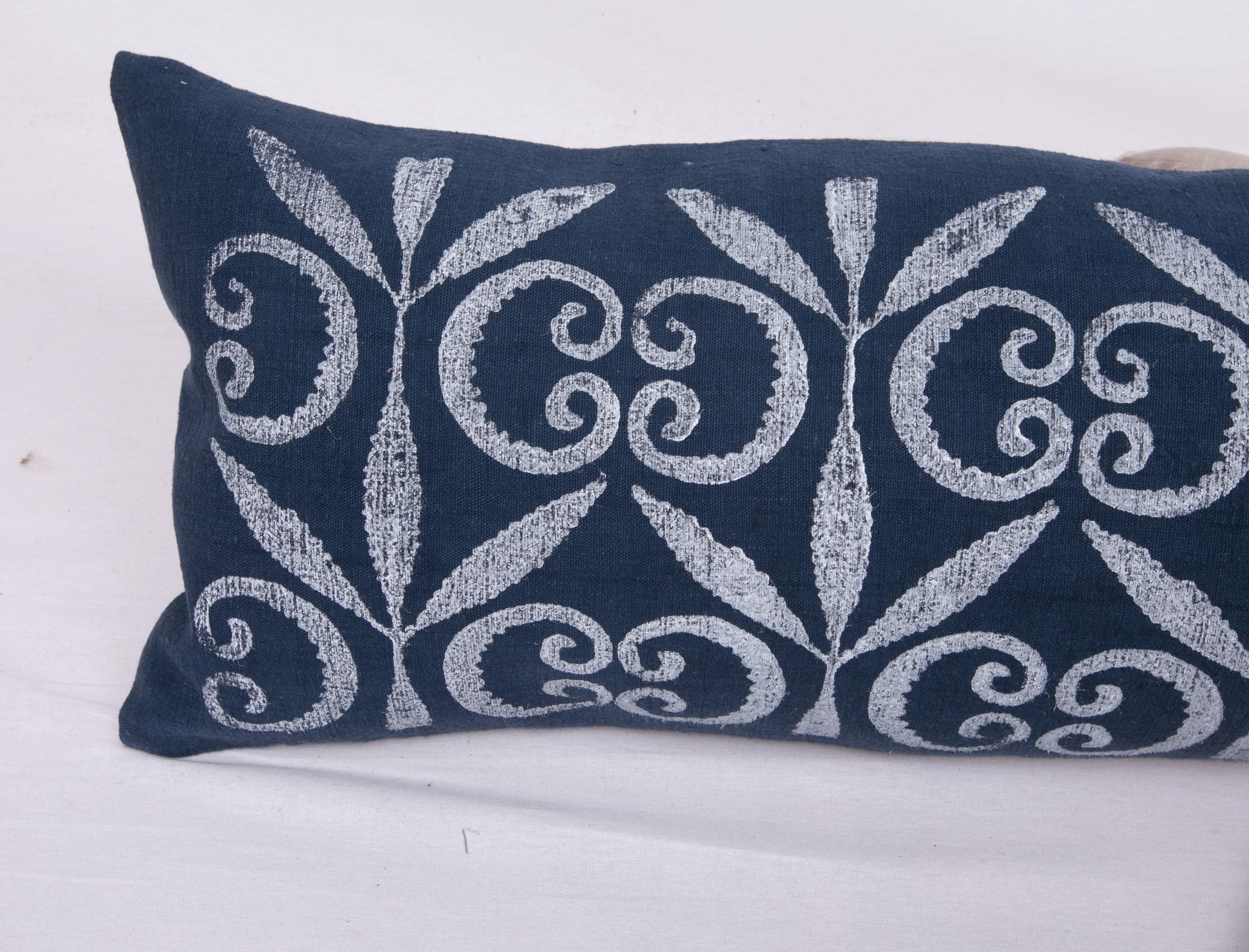 Mid-Century Modern Hand Block Printed Lumbar Pillow Case For Sale