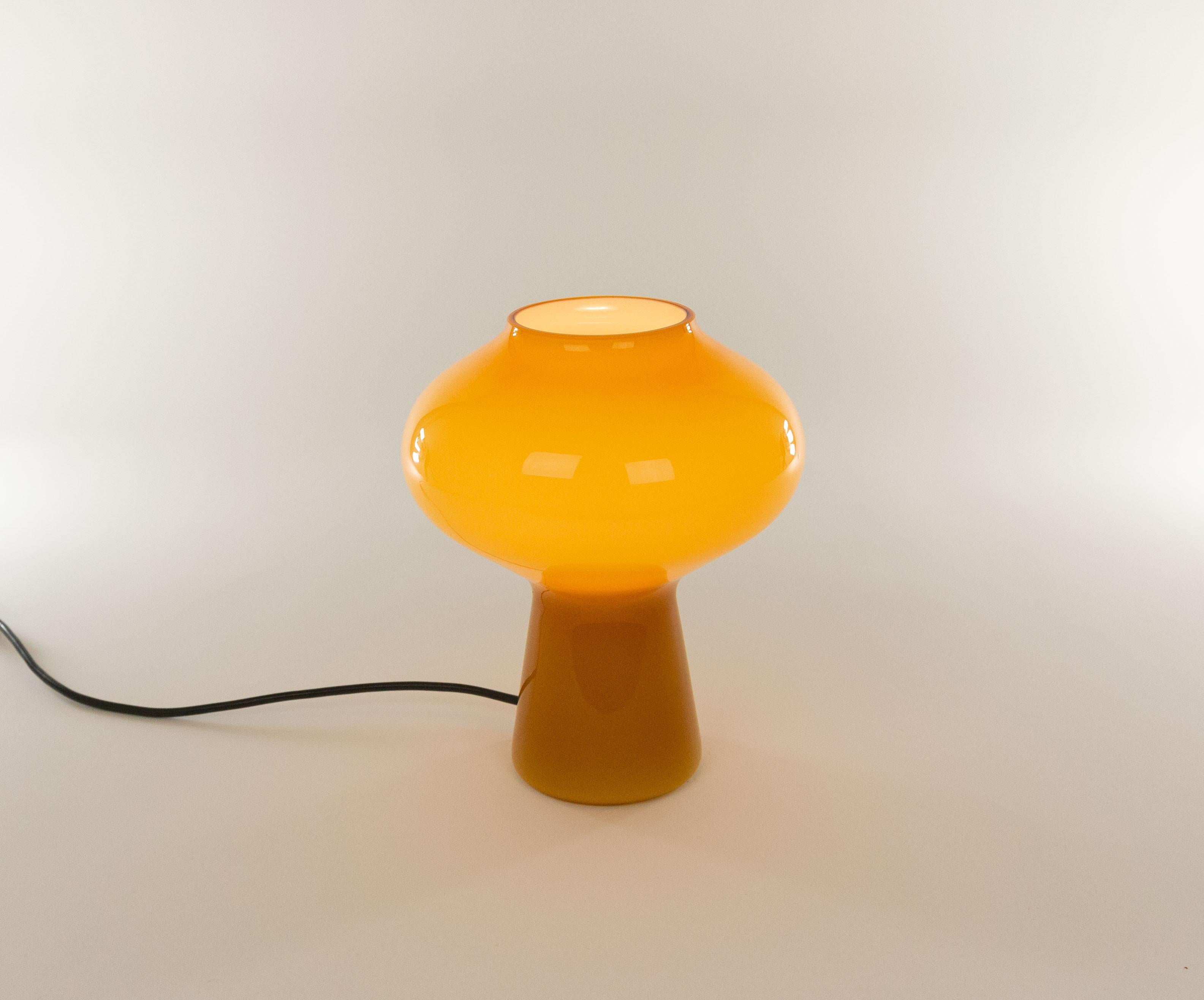 Hand-Blown Amber Fungo Table Lamp 'Medium' by Massimo Vignelli for Venini, 1950s In Good Condition For Sale In Rotterdam, NL