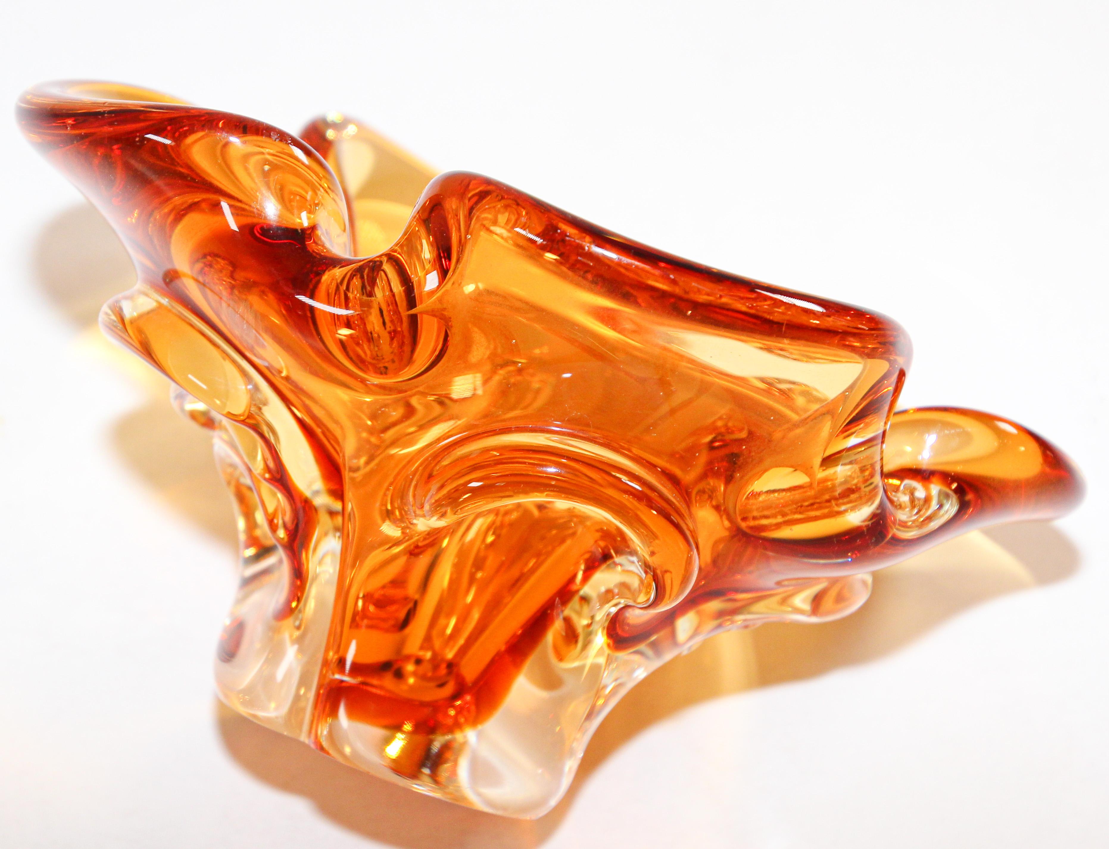 20th Century Hand Blown Art Glass Bowl Amber and Gold