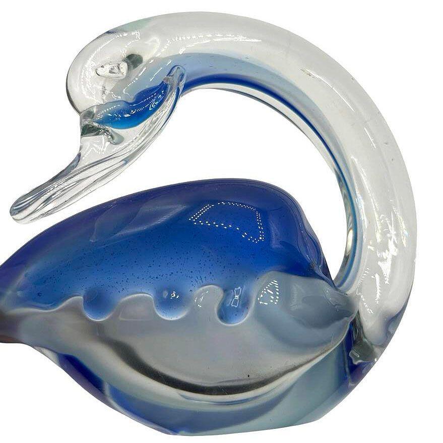 Bandeja Anillo Cisne de Murano Soplada a Mano Azul y Transparente mediados del siglo XX en venta