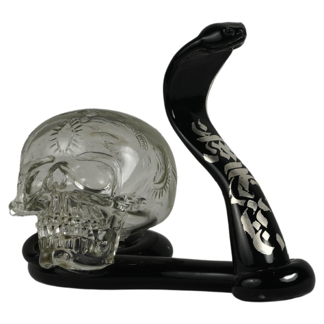 Crâne et serpent noir en verre clair soufflé à la main avec dorure Silver