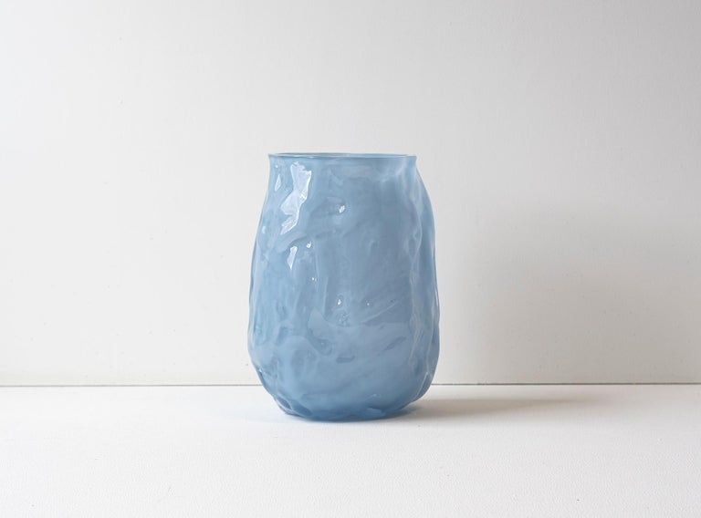 Hand Blown Contemporary Small Wrinkle Blue Glass Vase by Erik Olovsson For Sale 2
