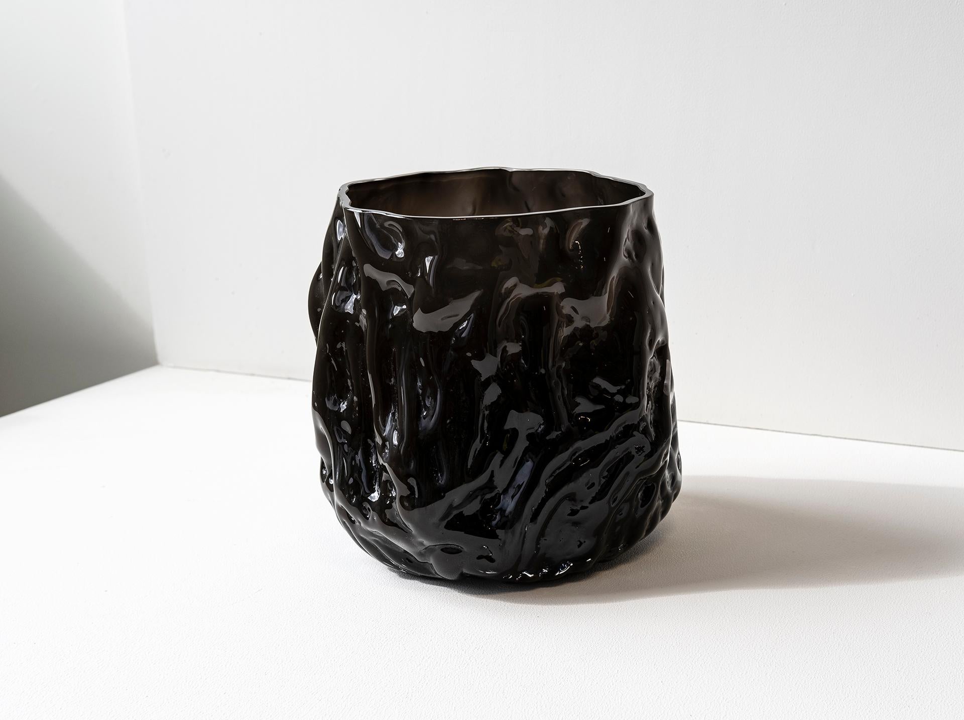 Hand Blown Contemporary Wrinkle Black Glass Vase by Erik Olovsson In New Condition For Sale In Stockholm, SE