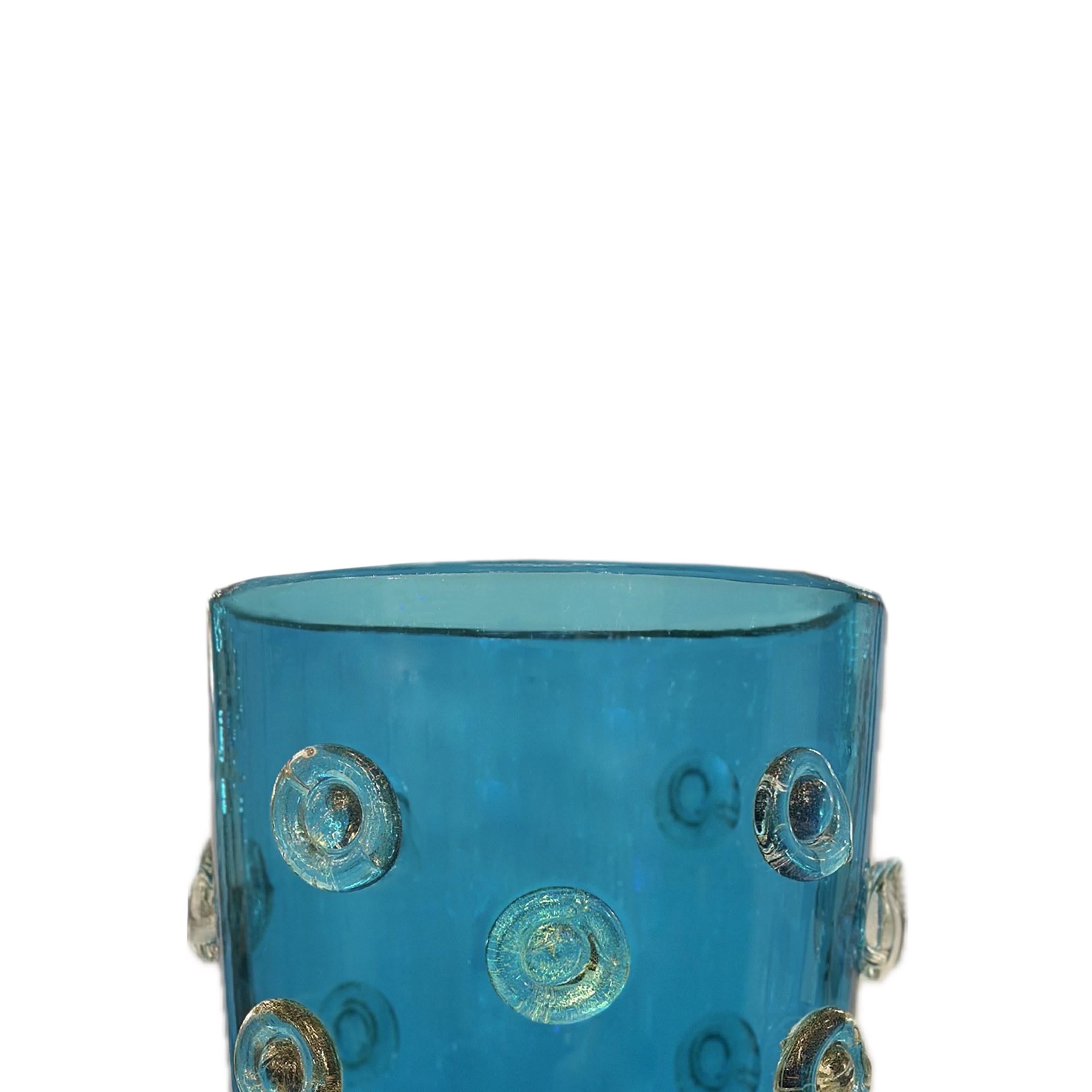 Vase aus mundgeblasenem tiefblauem Murano-Glas mit blattvergoldetem erhabenem Dot-Design (Italienisch) im Angebot