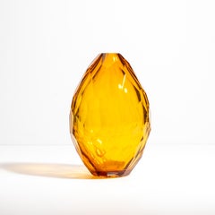 Handgeblasene, facettierte Vase aus Muranoglas in Bernstein, klein