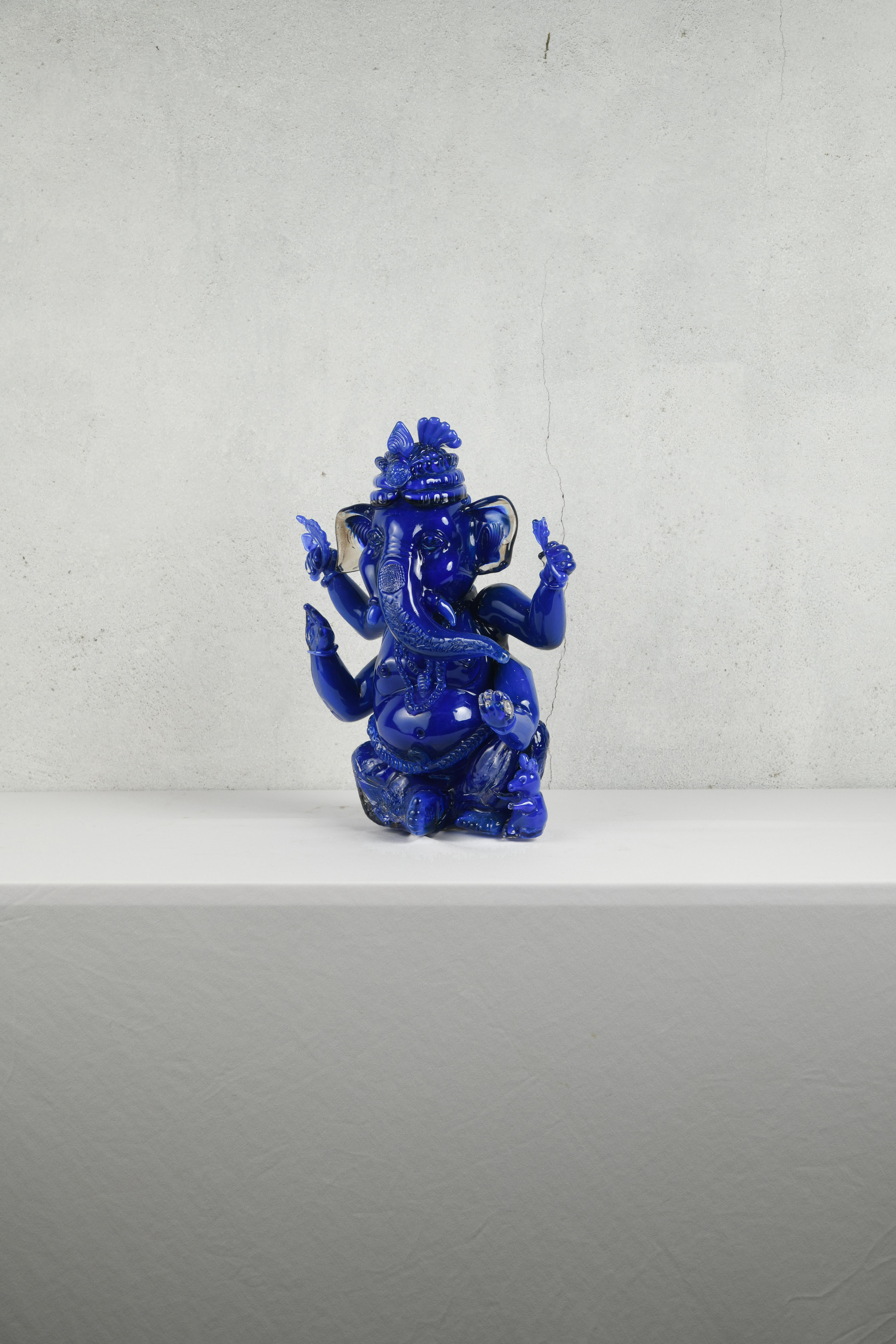 Postmoderne Sculpture de Ganesh en verre soufflé à la main en vente