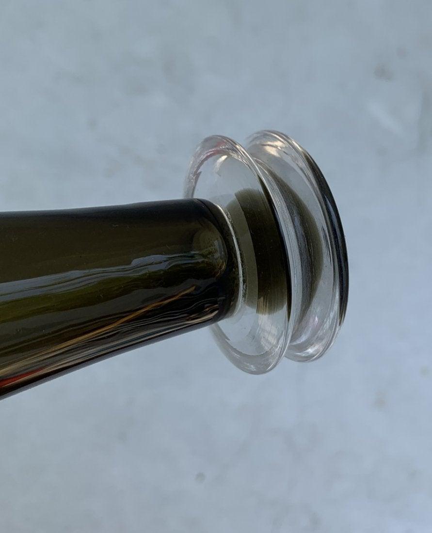 Porte-bougies en verre soufflé à la main, signé et daté en vente 1