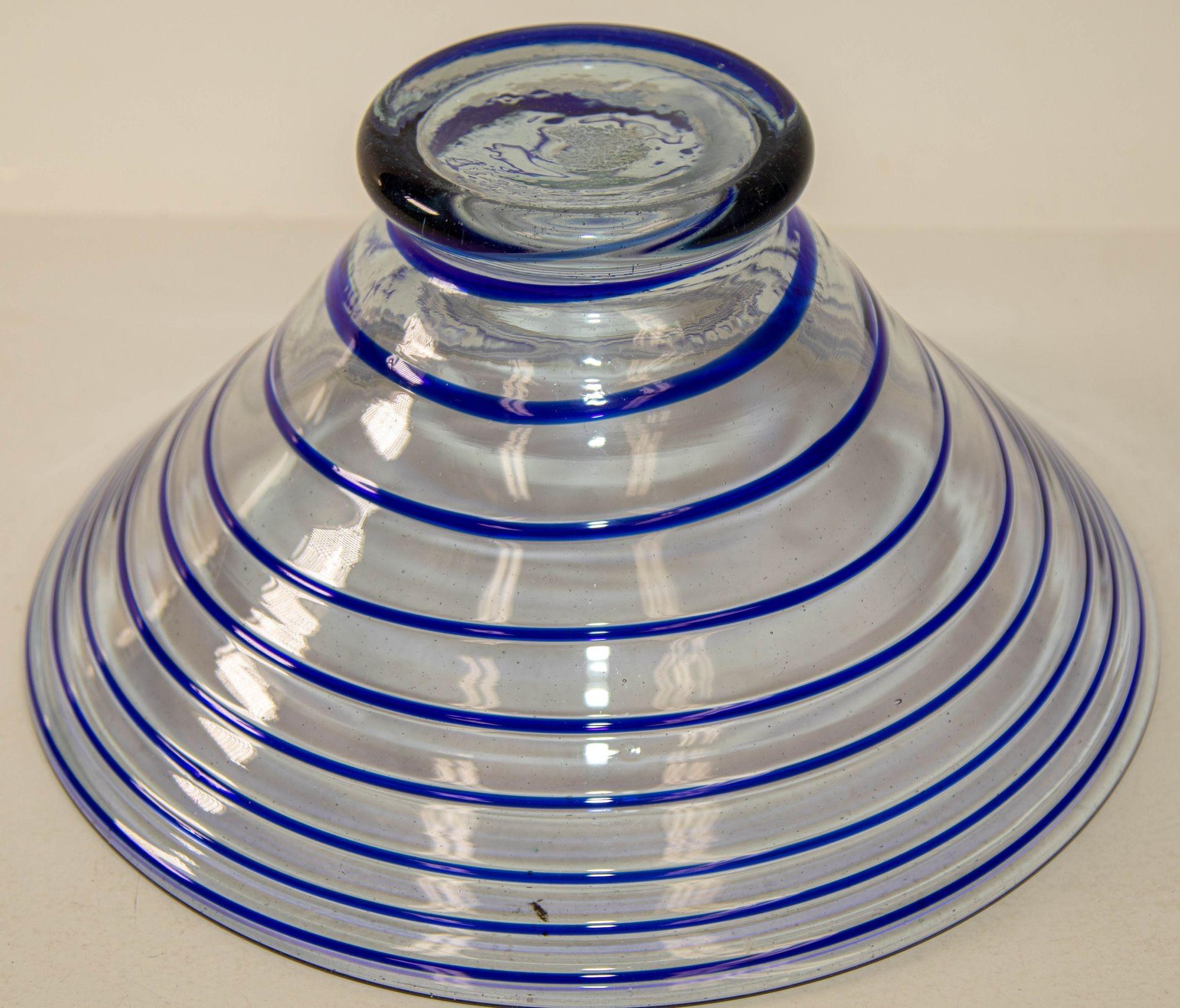 Mid-Century Modern Hand-Blown Glass Centerpiece Italian Art Glass Dish Bowl 1970's For Sale
