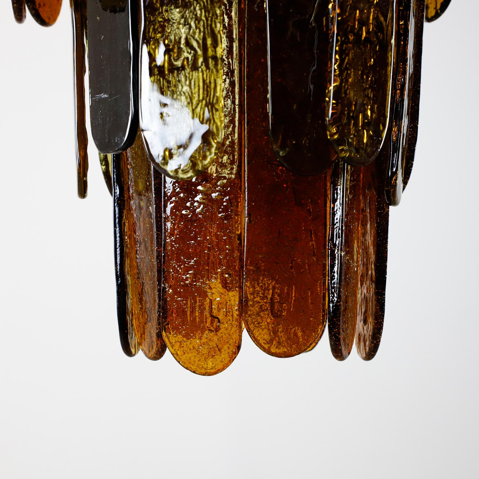 Mid-Century Modern Lustre en verre soufflé à la main par Feders en vente