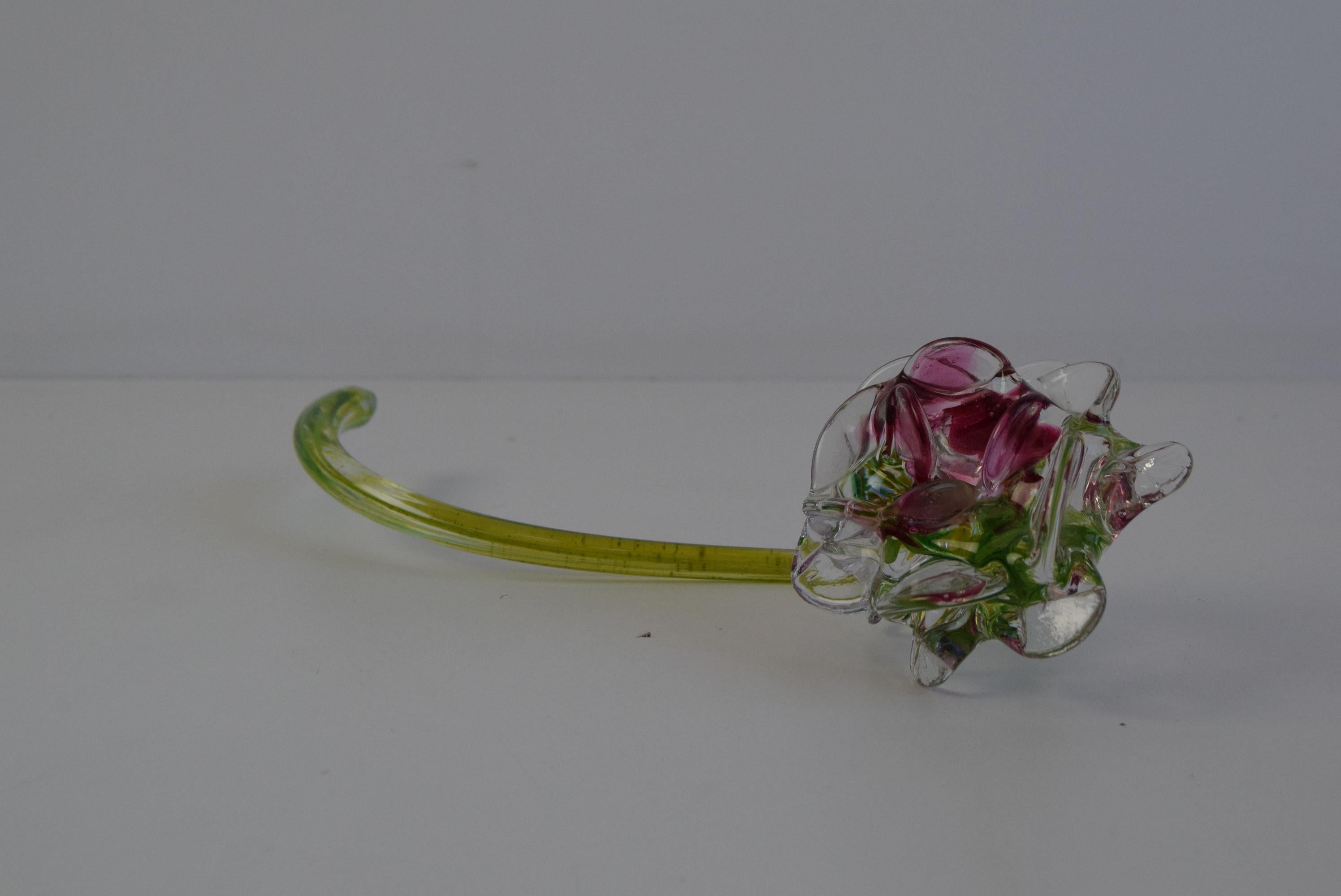 Mid-Century Modern Hand-Blown Glass Rose Sculpture, Czechoslovakia, 1970s For Sale