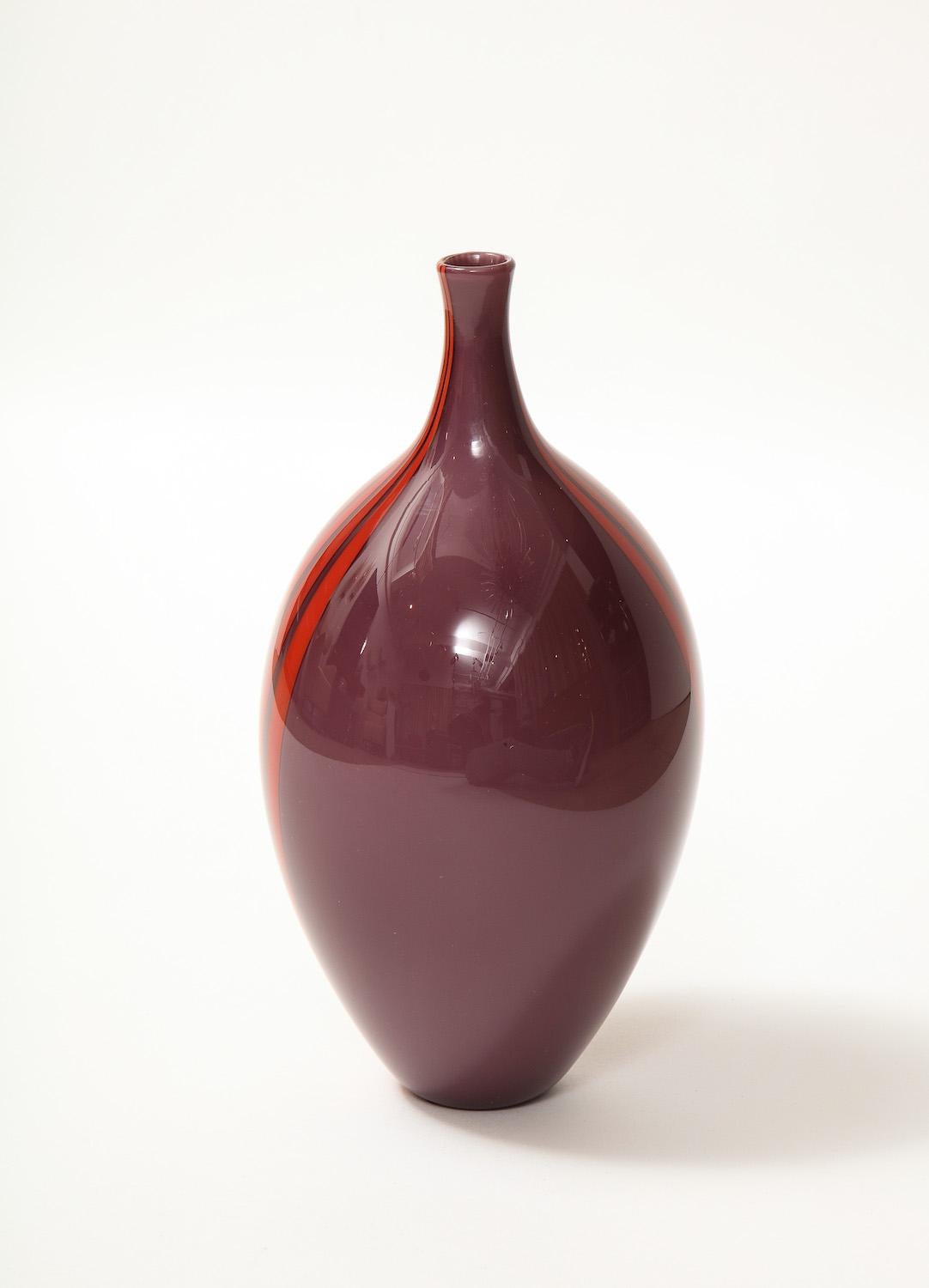 lino glass vase