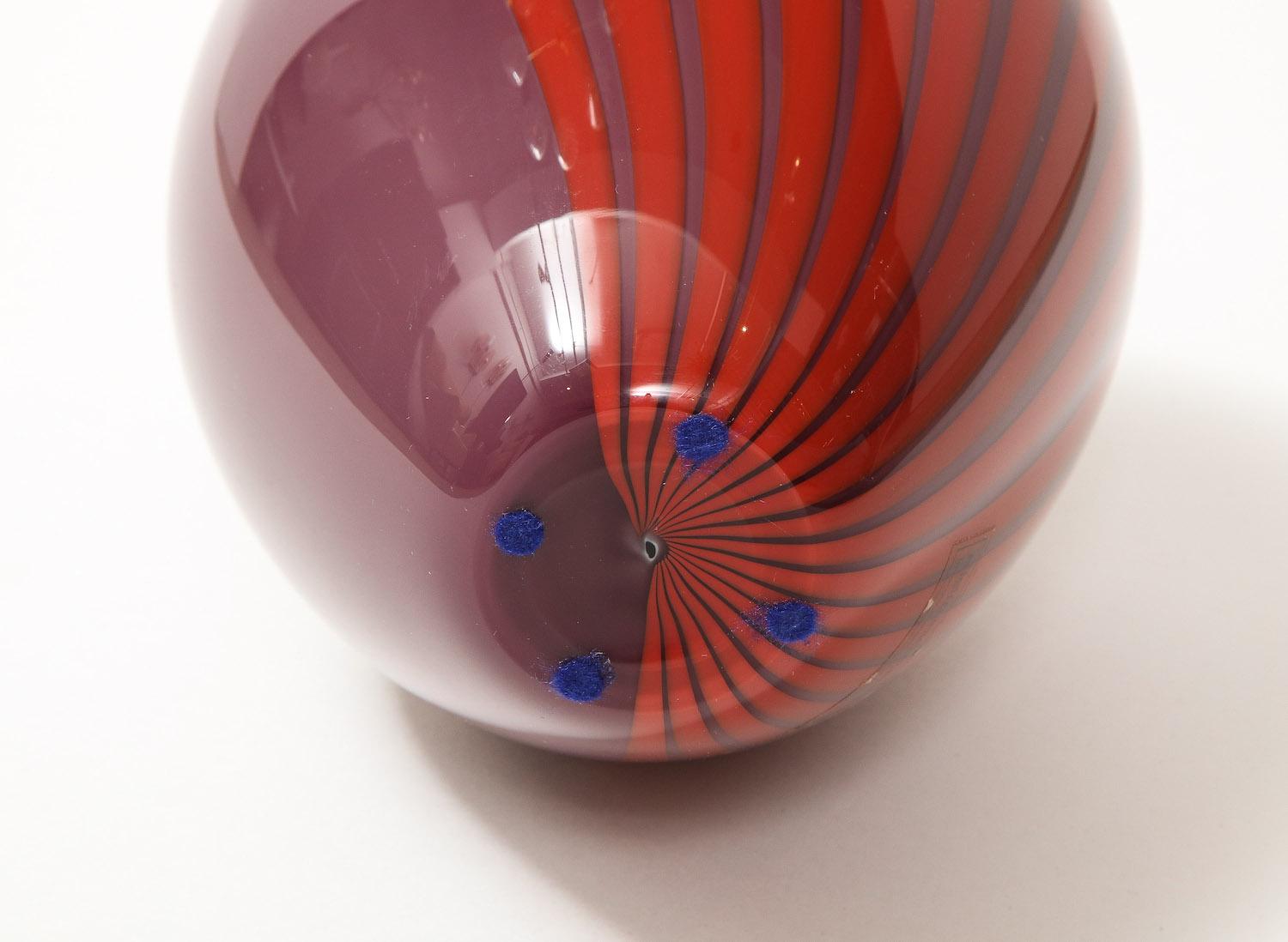 Hand-Crafted Hand Blown Glass Vase by Lino Tagliapietra for F3 International For Sale