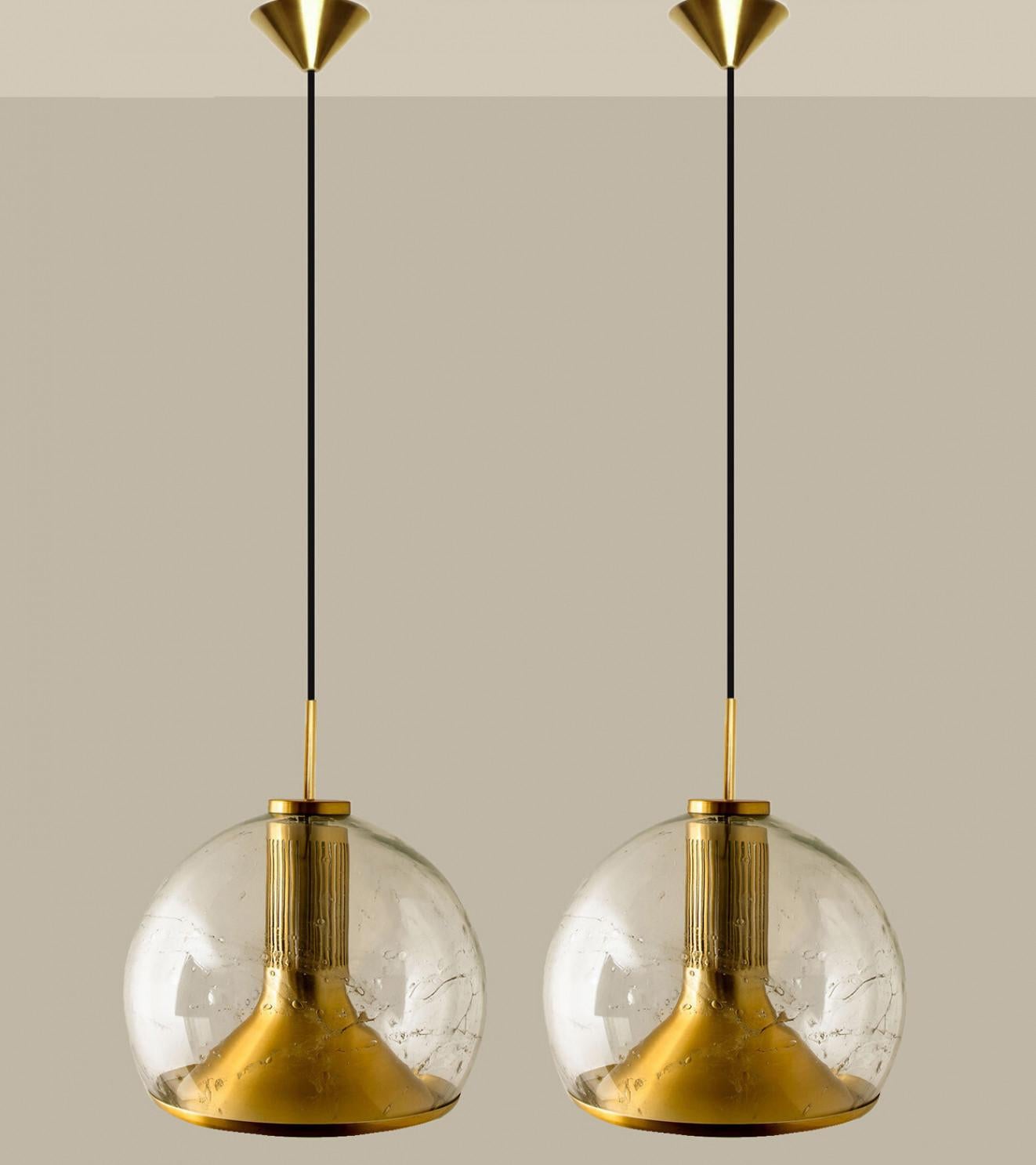 Pedant-Leuchte aus mundgeblasenem Goldglas von Doria, Deutschland, 1970er Jahre im Angebot 11