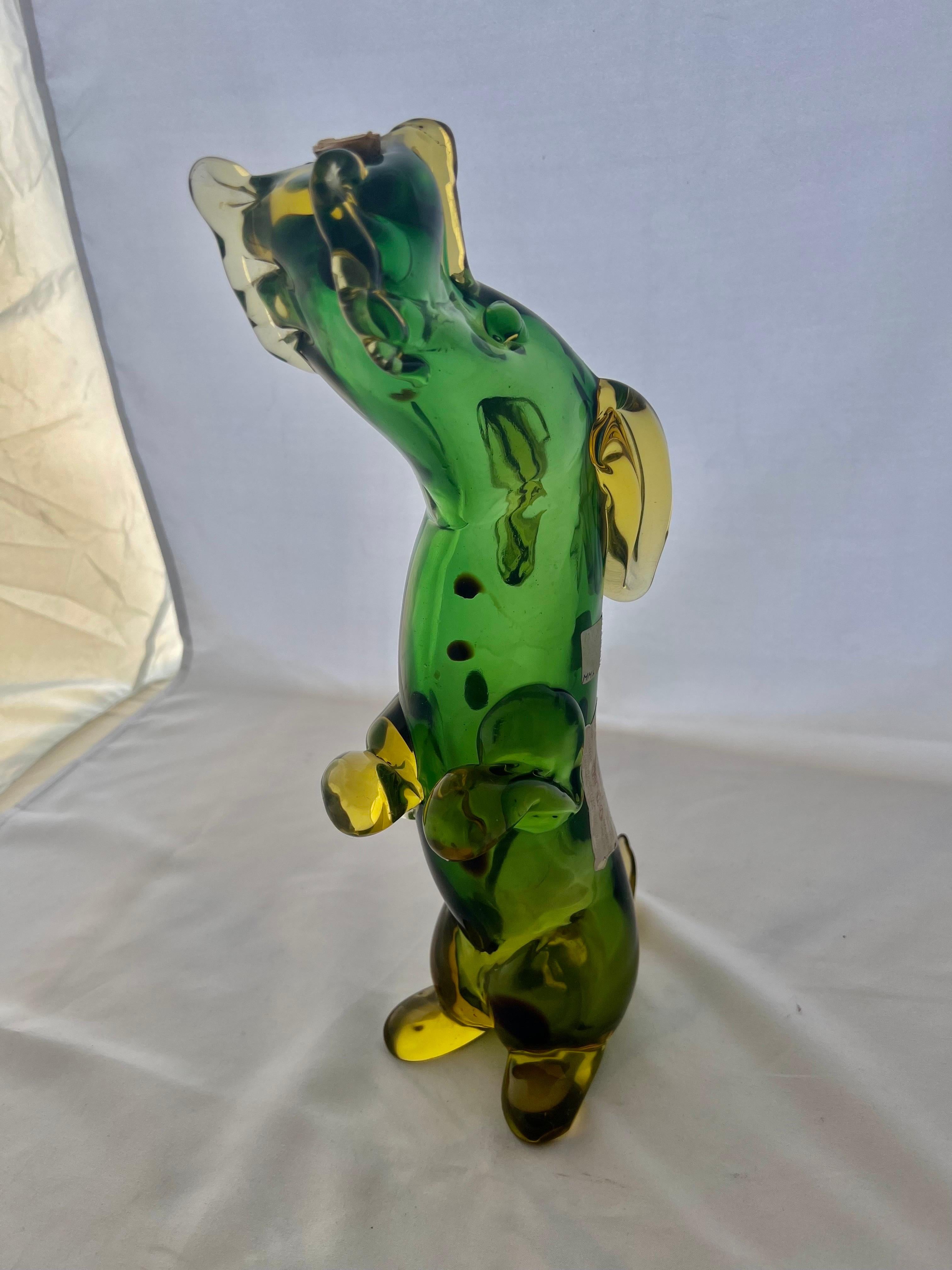 Hand Blown Italian Decanter Depicting A Dog For Sale 4