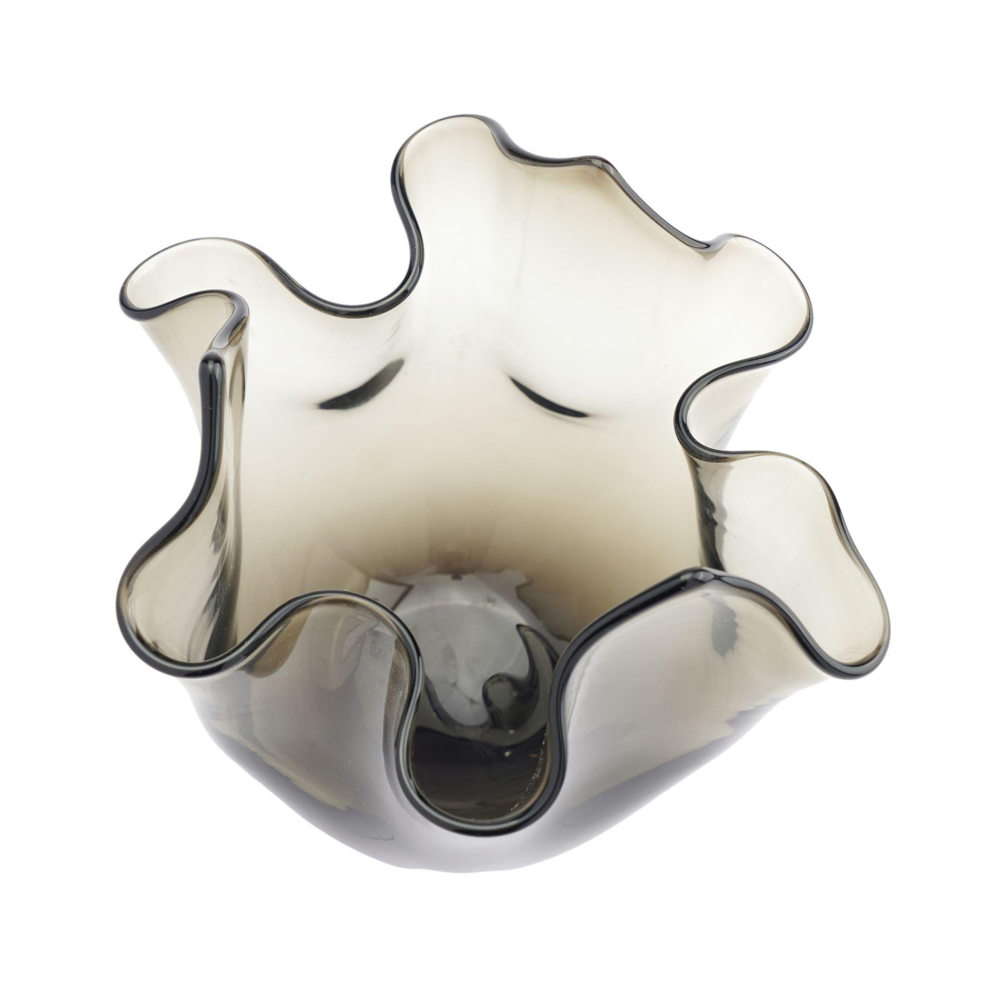 Vaso Fazzoletto italiano soffiato a mano, anni '50 in vendita 2