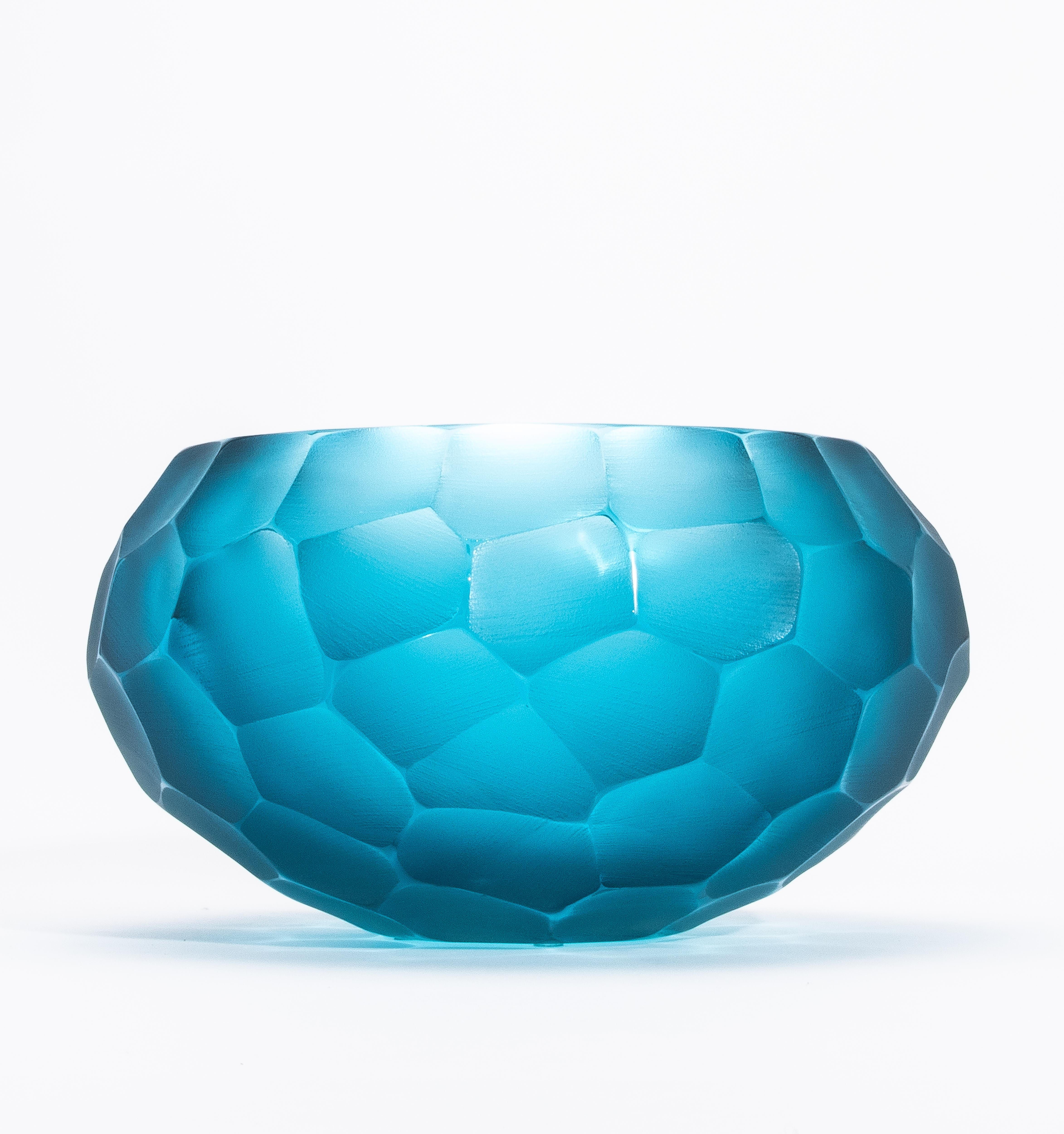 Handgeblasene moderne Murano Schale in Aquamarin Groß (Handgefertigt) im Angebot