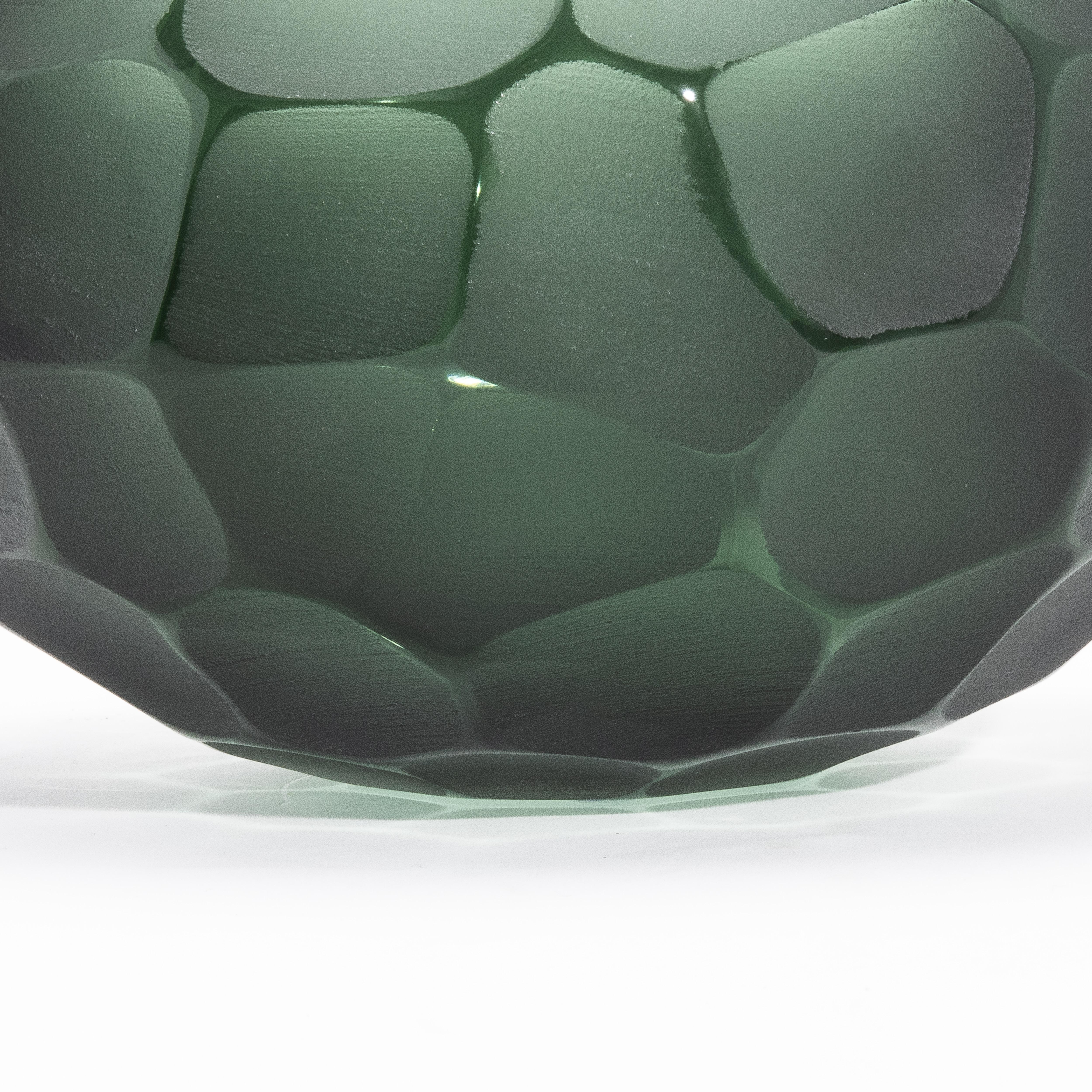 Hand-Blown Modern Murano Bowl in Eucalyptus Green Medium In New Condition For Sale In West Hollywood, CA