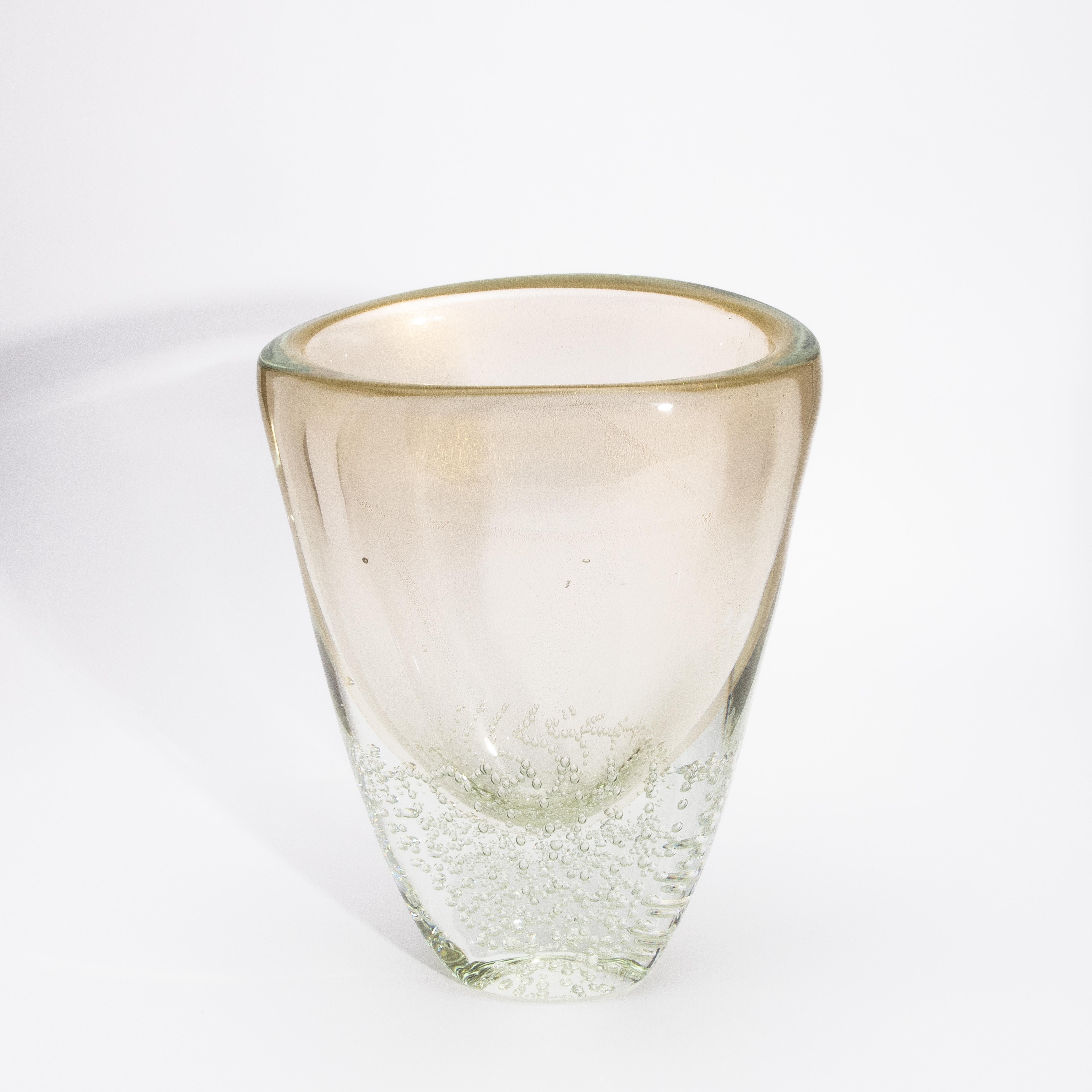 Handgeblasene moderne Murano-Vase mit 24-karätigen Goldflecken und -blasen (Italienisch) im Angebot