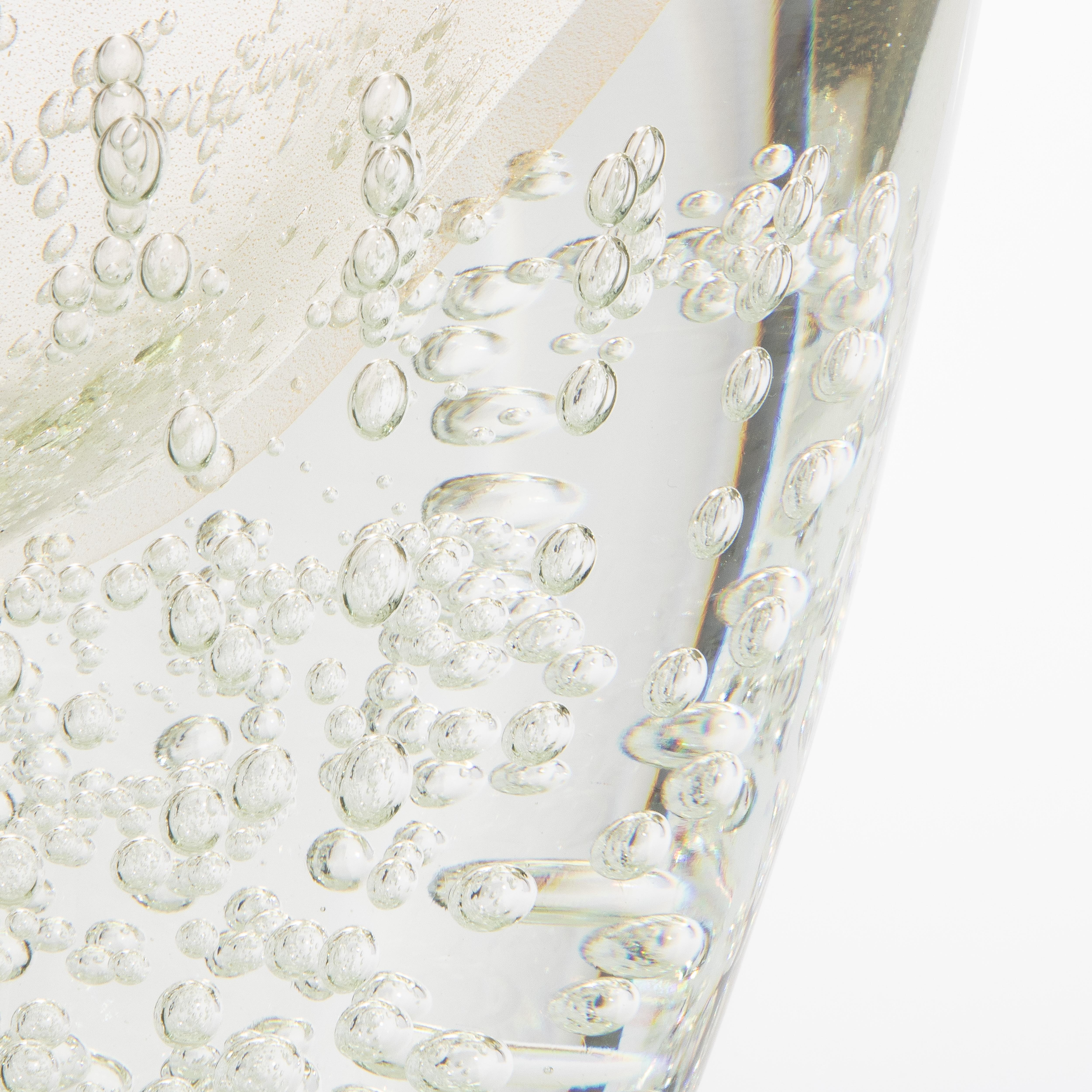 Handgeblasene moderne Murano-Vase mit 24-karätigen Goldflecken und -blasen im Zustand „Neu“ im Angebot in West Hollywood, CA